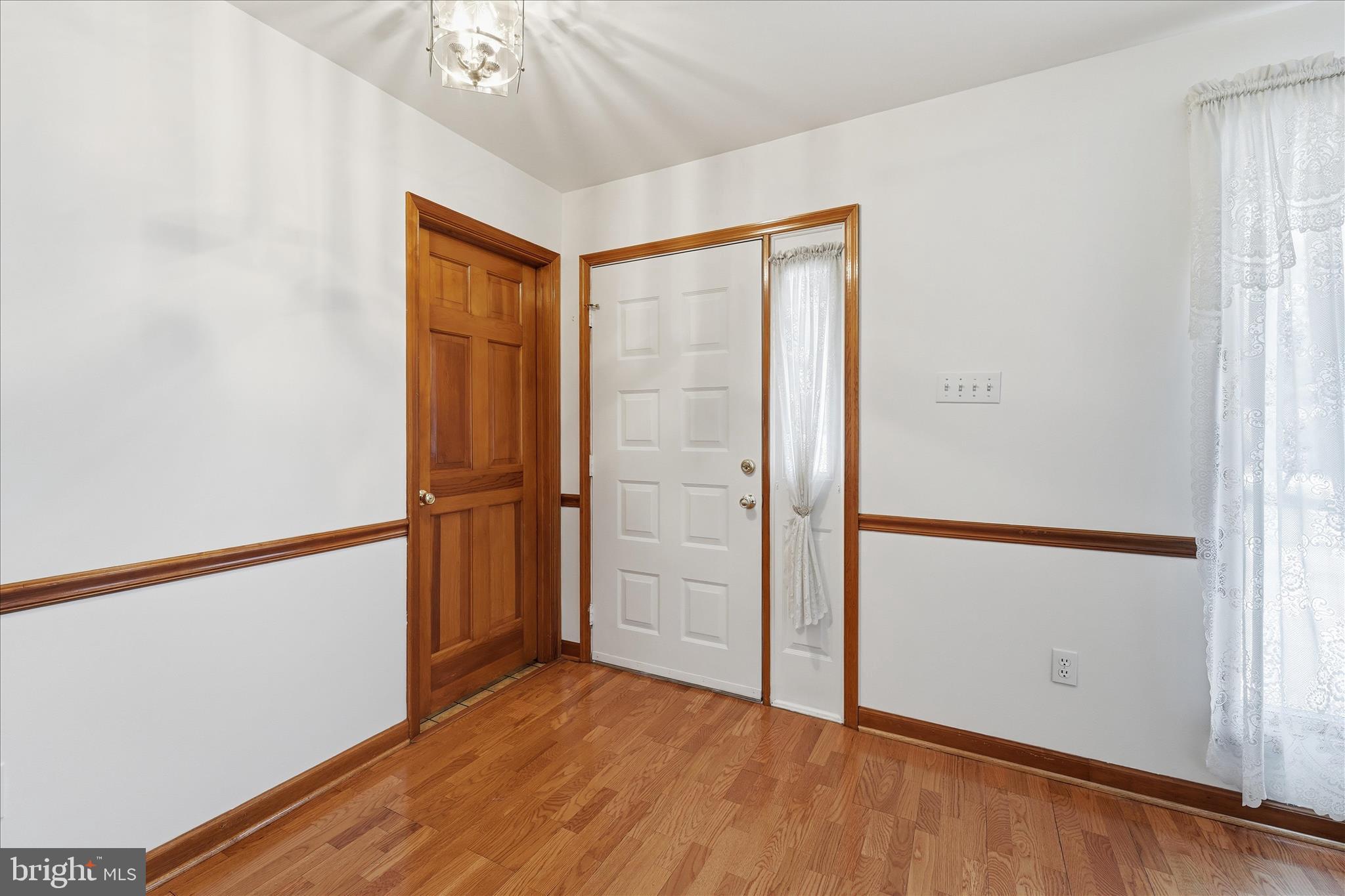 ROCKY SPRING ACRES - Residential