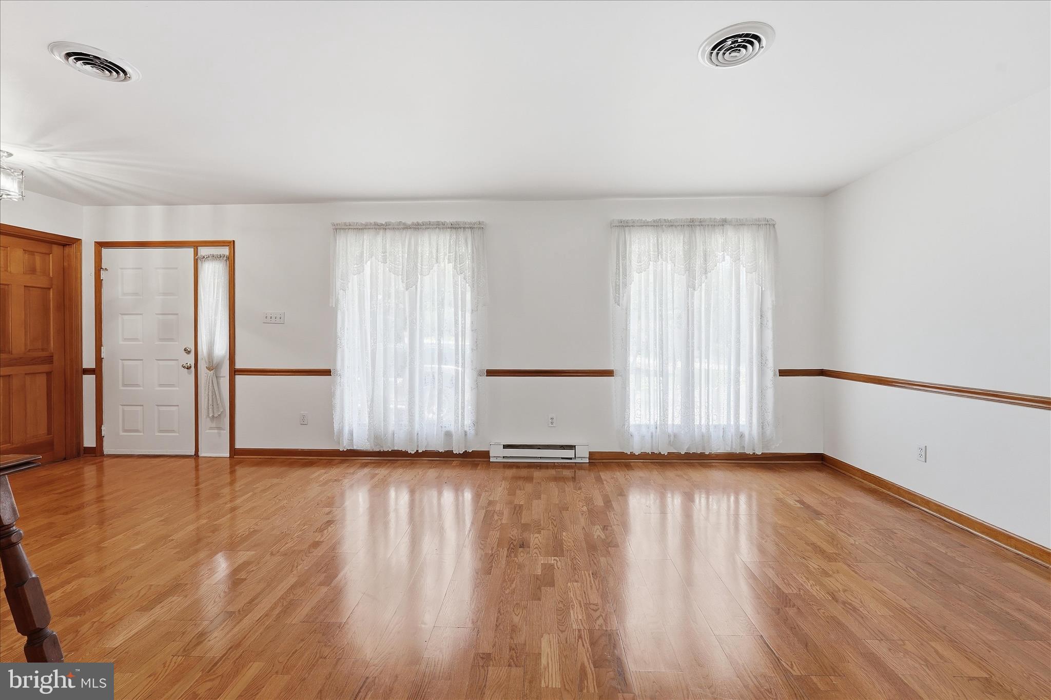 ROCKY SPRING ACRES - Residential