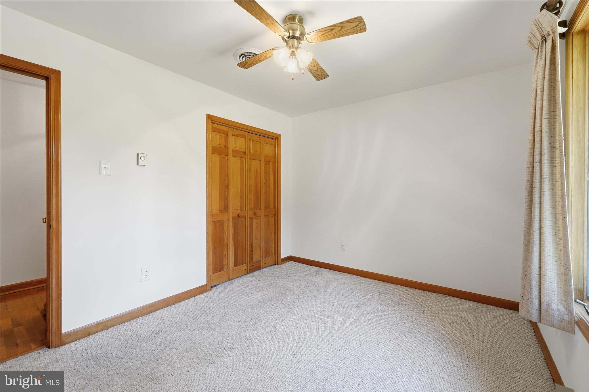 ROCKY SPRING ACRES - Residential