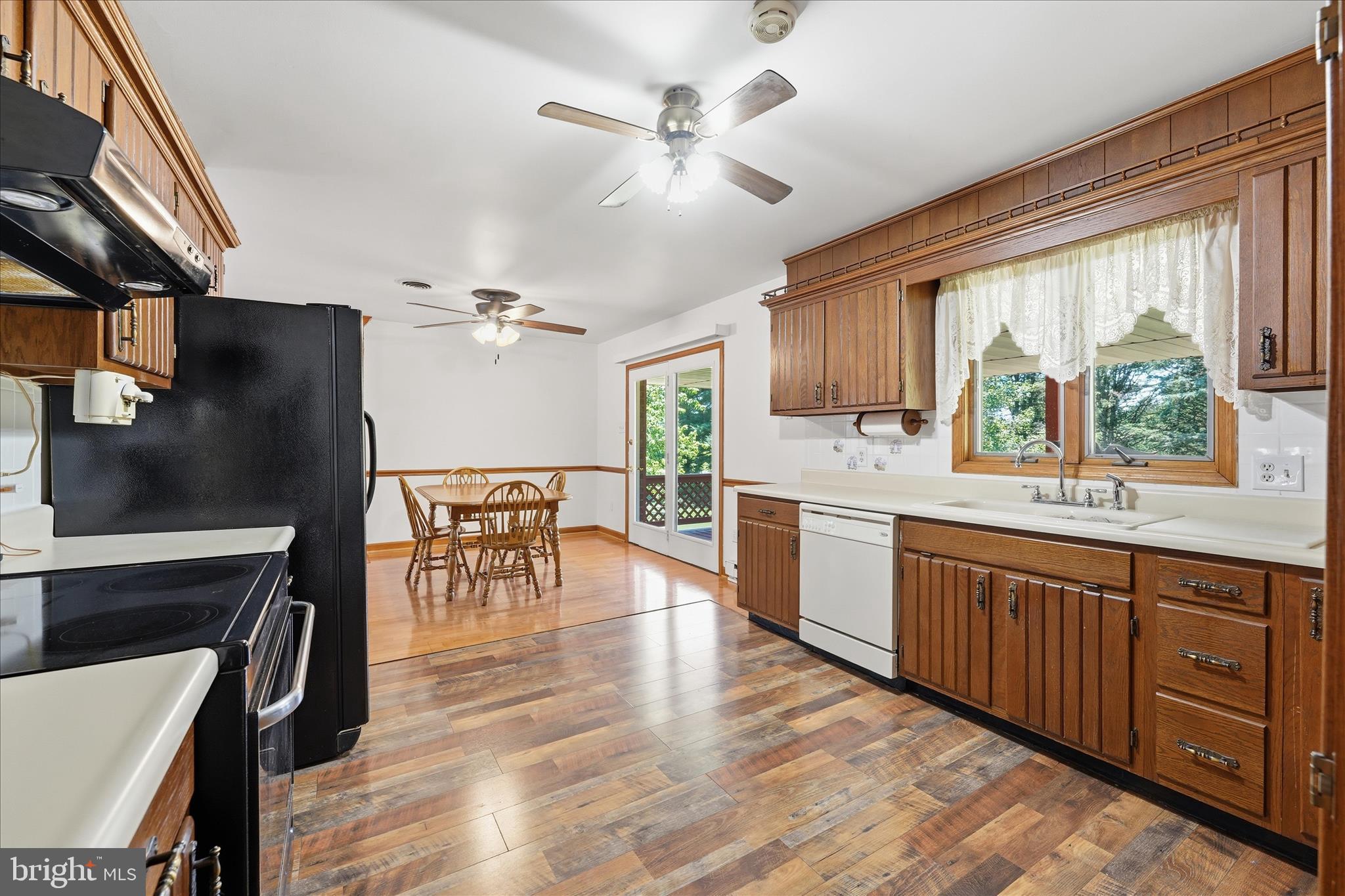 ROCKY SPRING ACRES - Residential