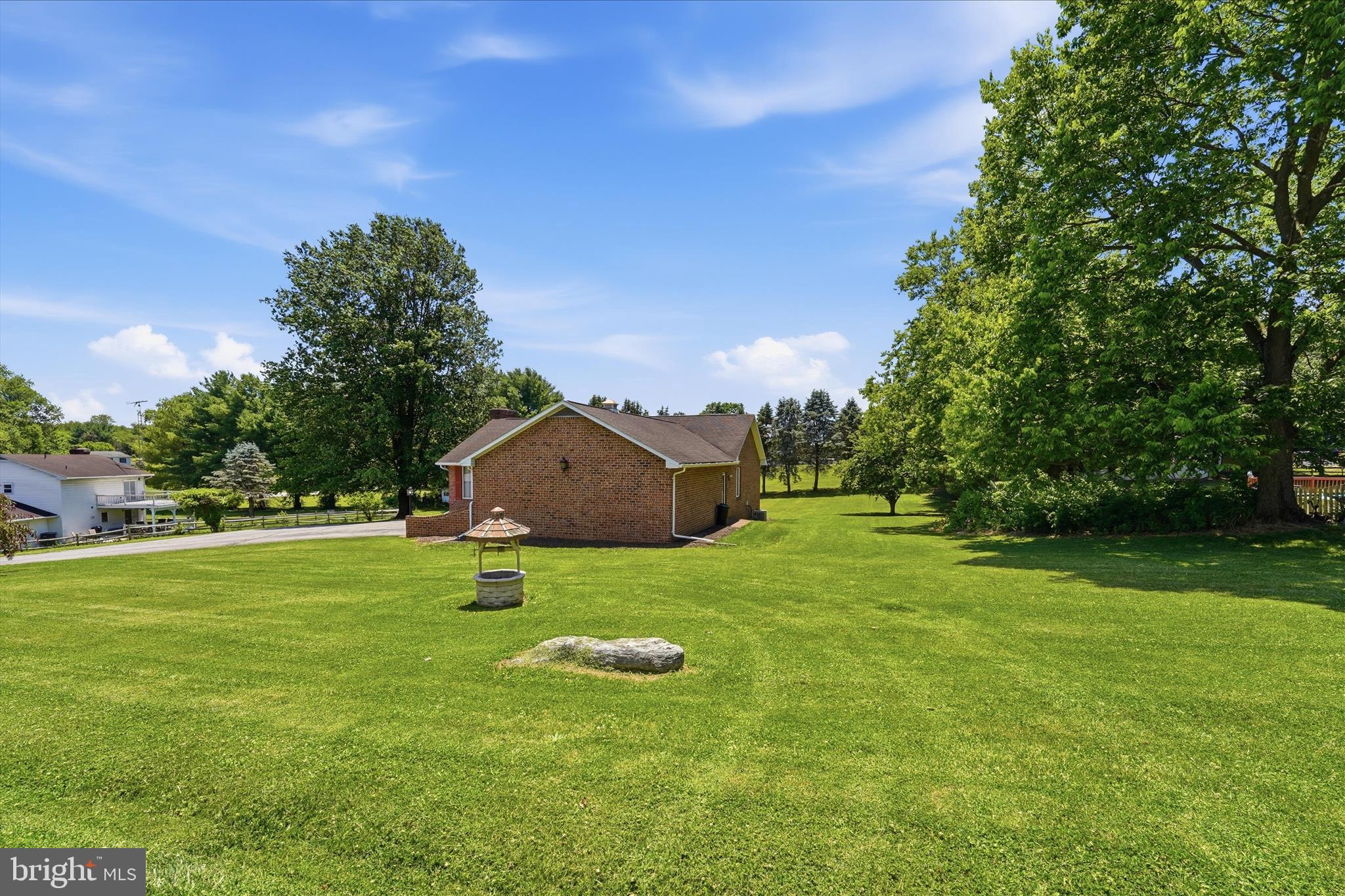 ROCKY SPRING ACRES - Residential