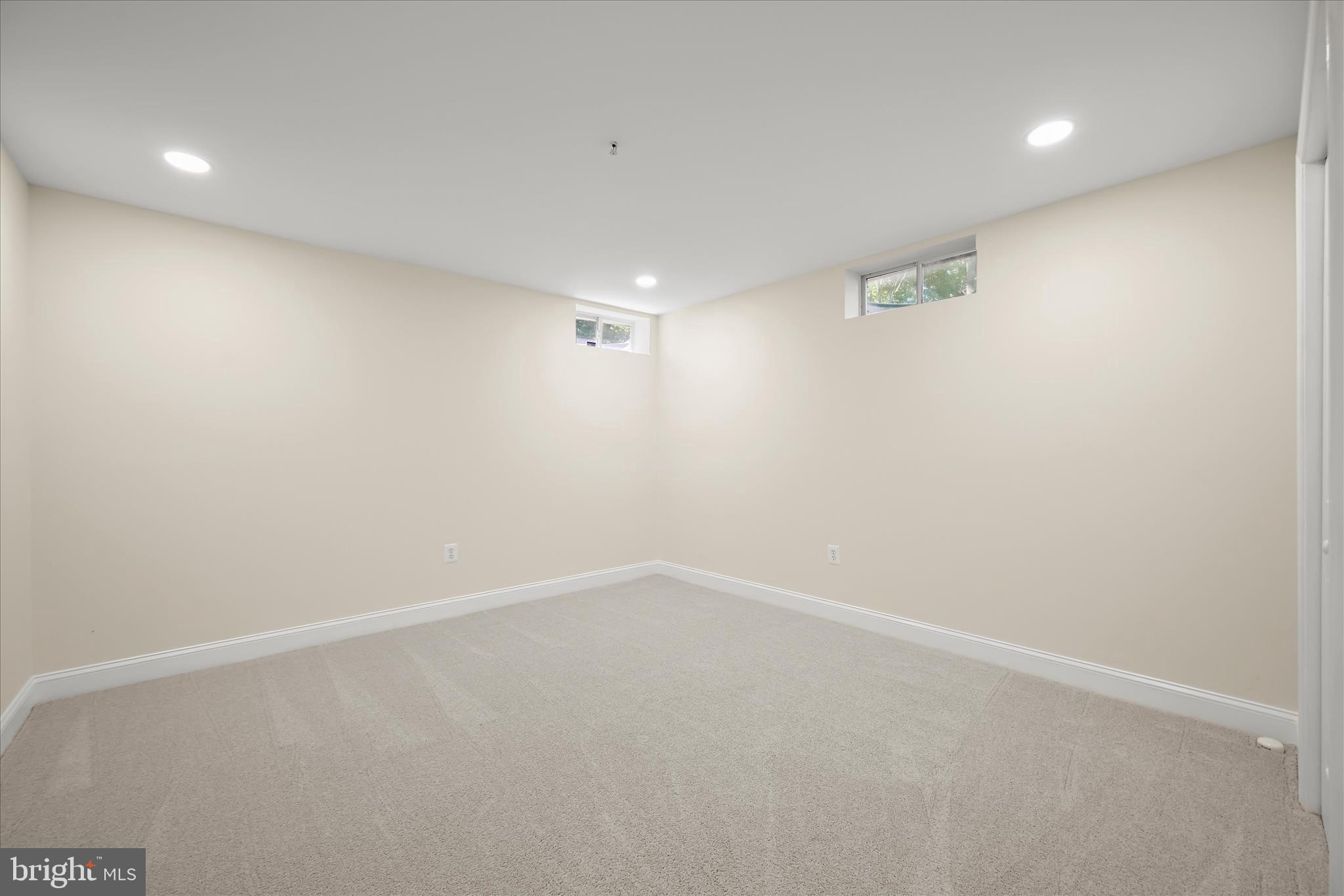 FAIRWOOD - Residential