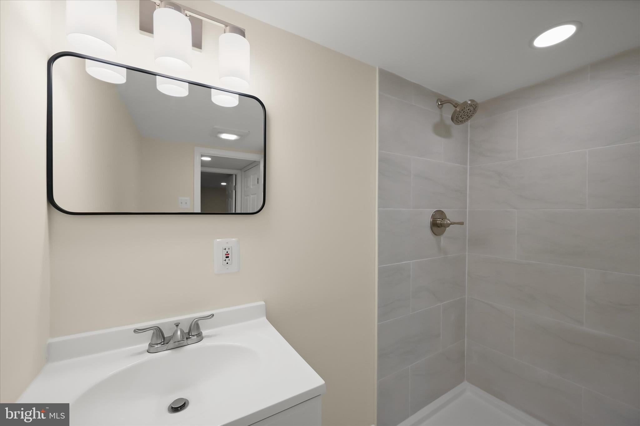 FAIRWOOD - Residential