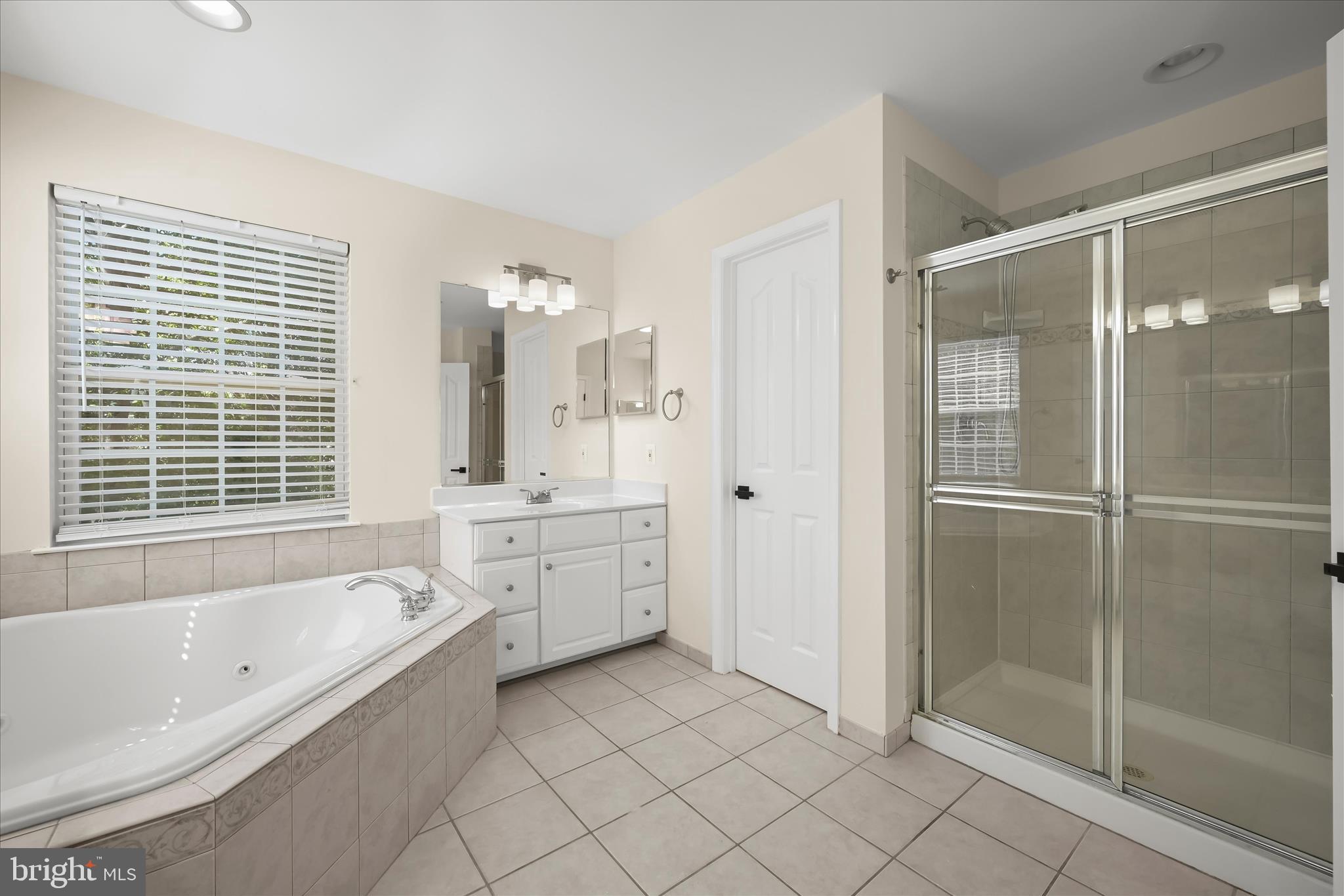 FAIRWOOD - Residential
