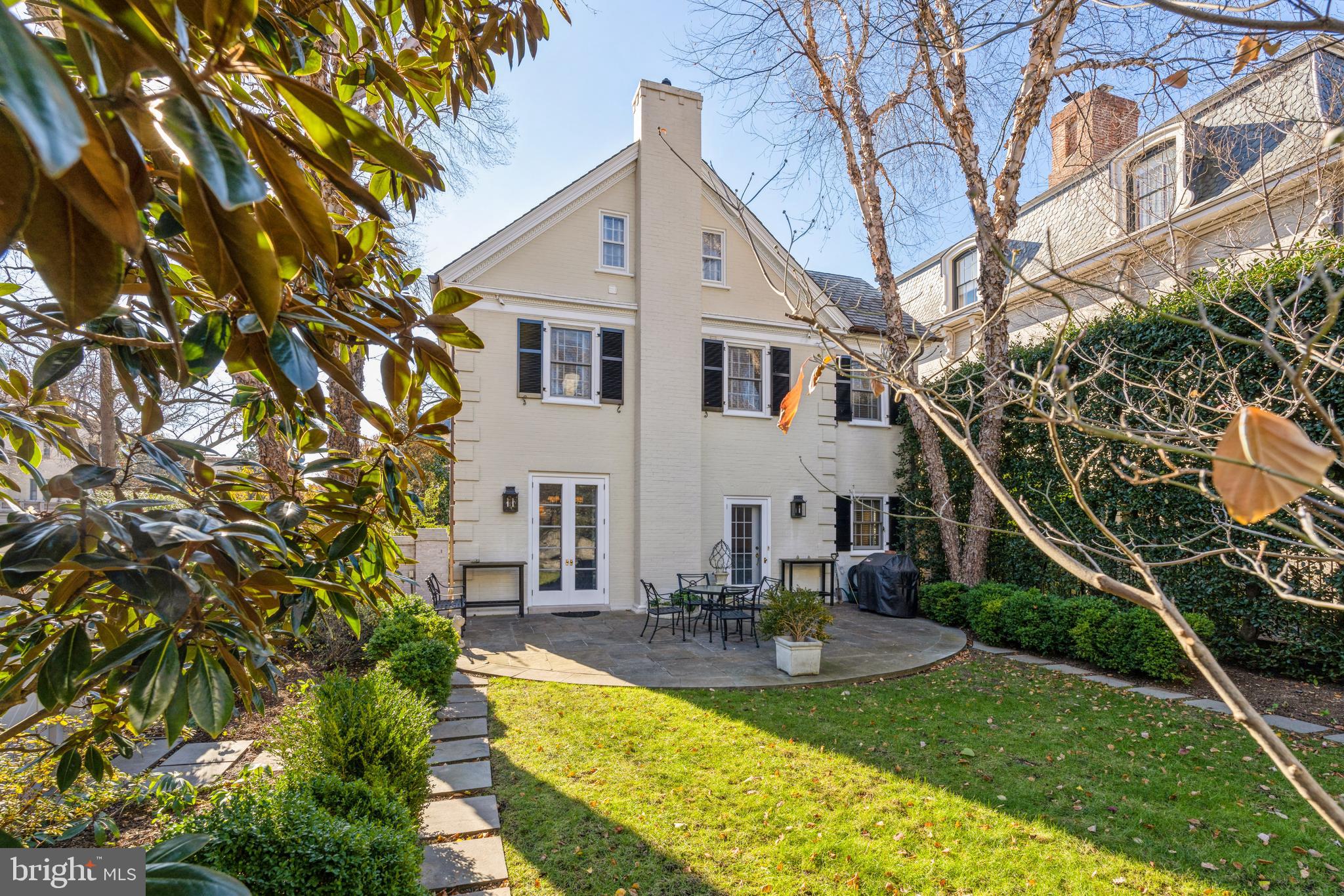 GEORGETOWN - Residential
