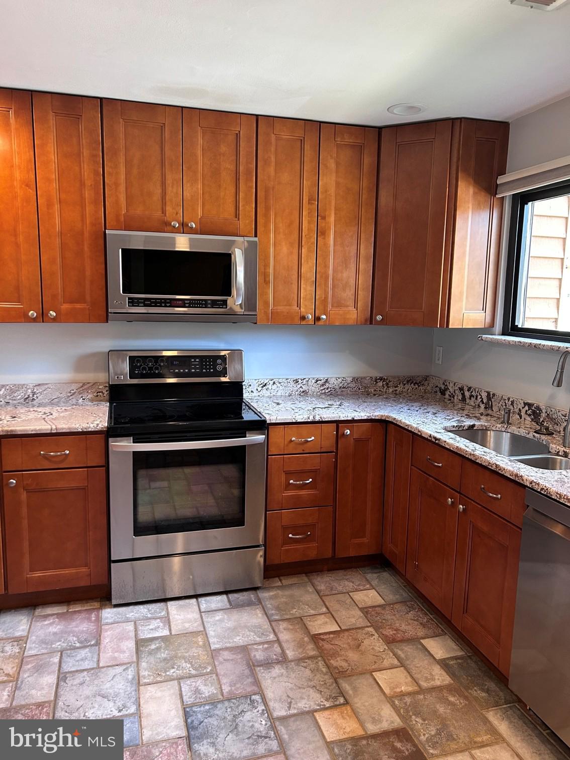 WALNUT RIDGE - Residential
