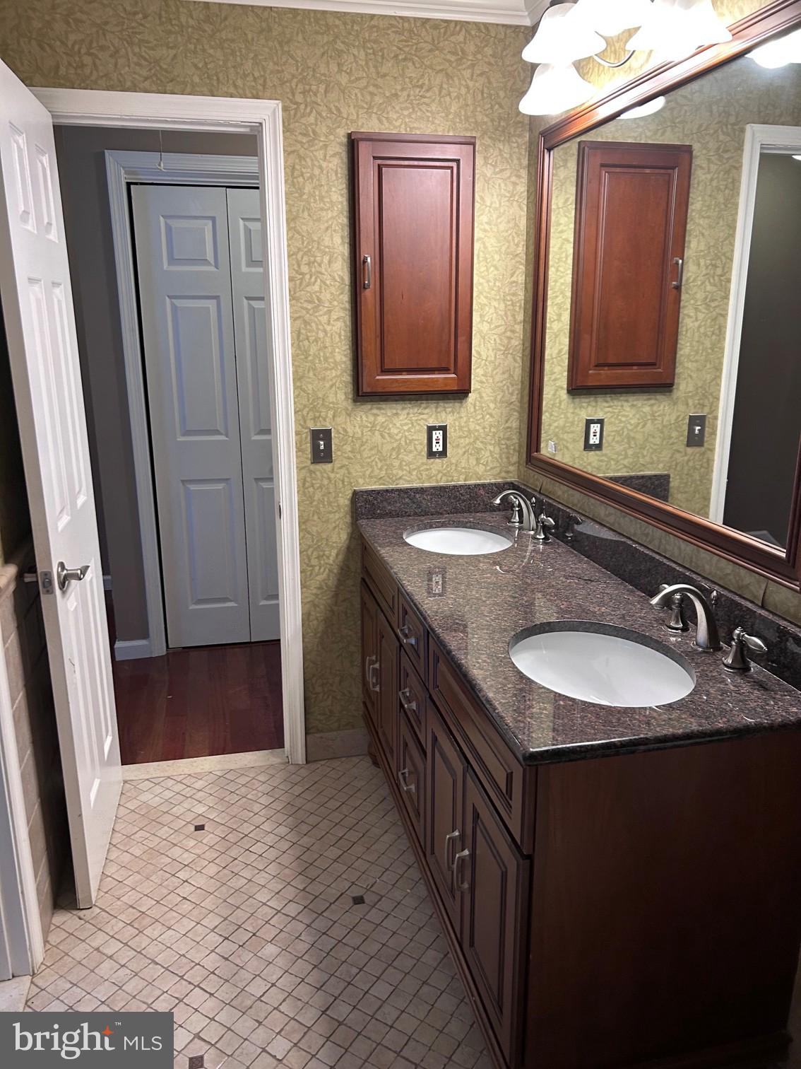 WALNUT RIDGE - Residential