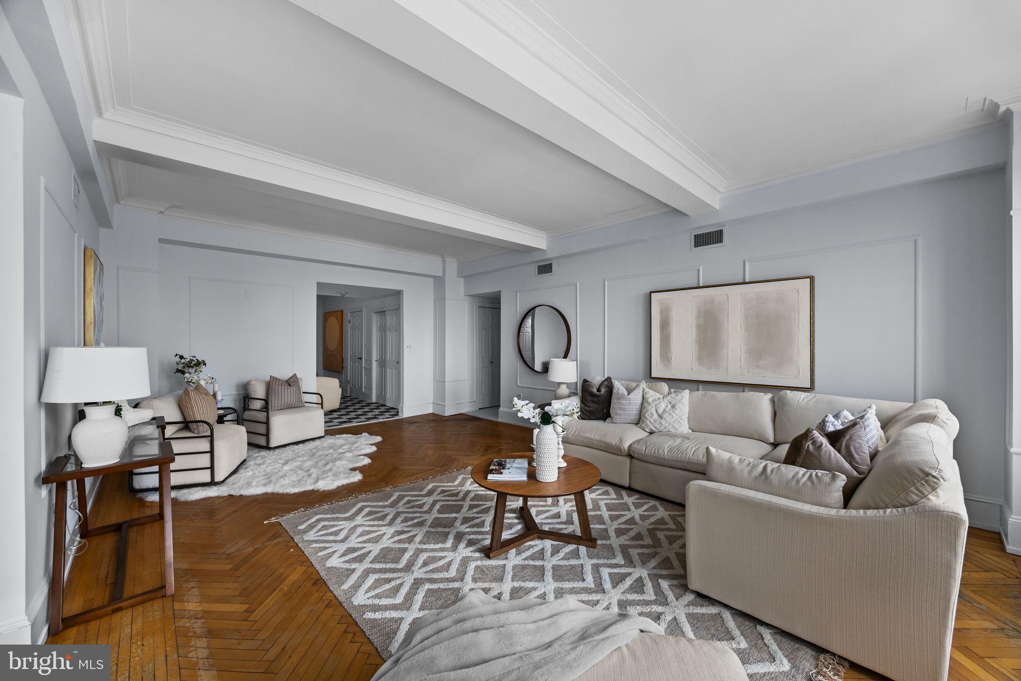 RITTENHOUSE SQUARE - Residential