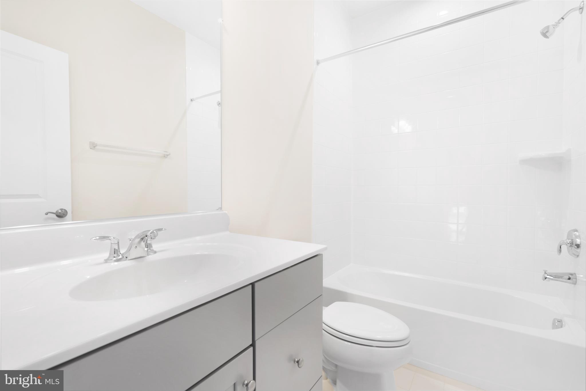 POTOMAC SHORES - Residential