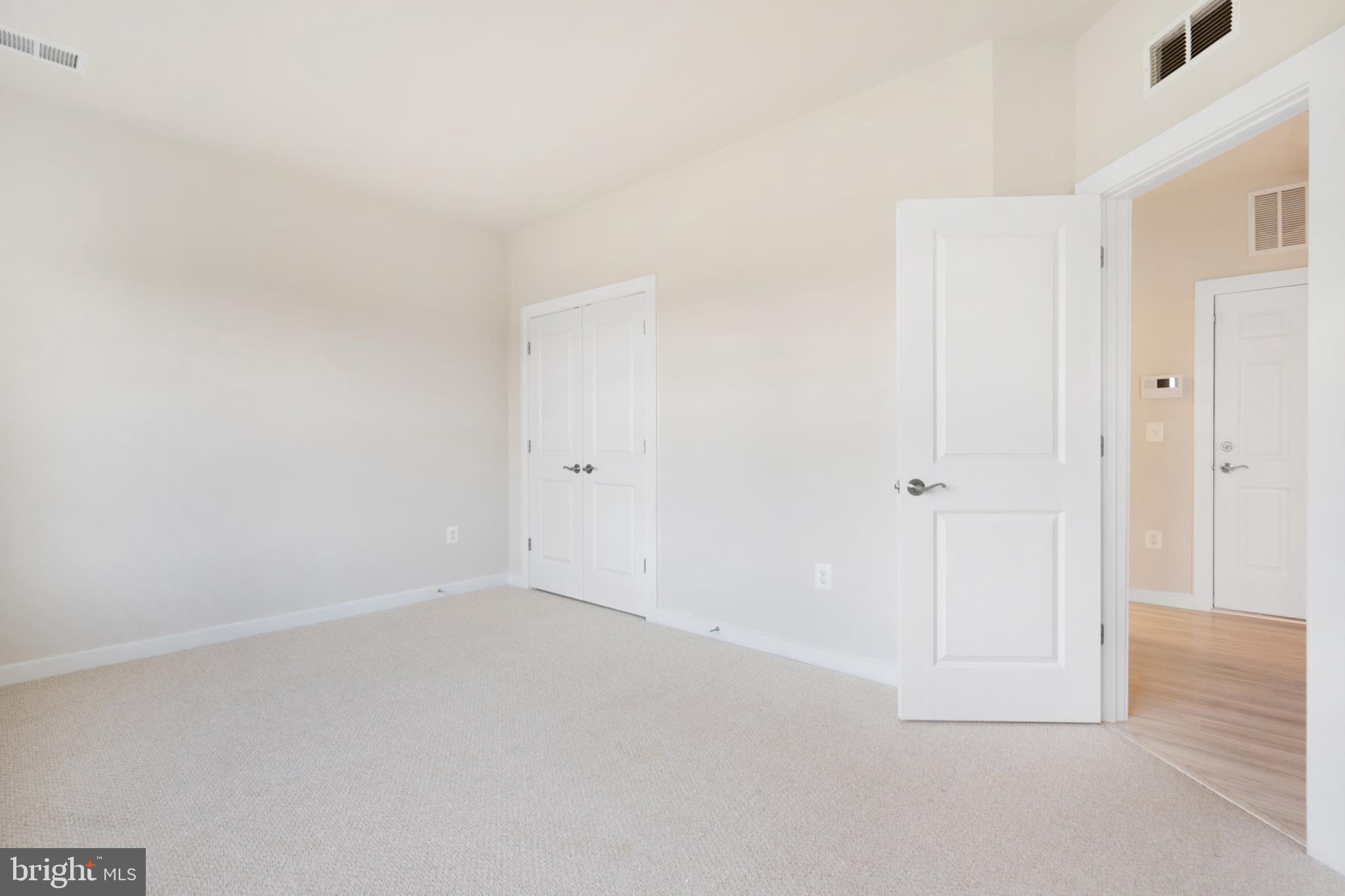 POTOMAC SHORES - Residential