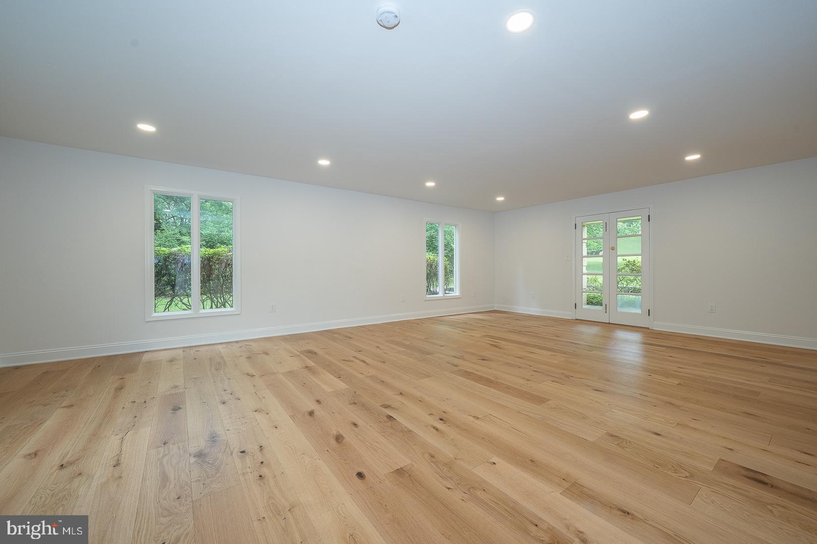 LAFAYETTE HILL - Residential