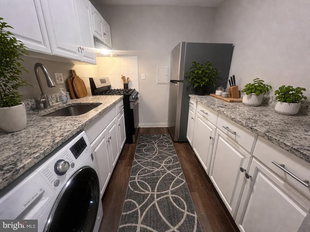 BETHESDA PARK - Residential