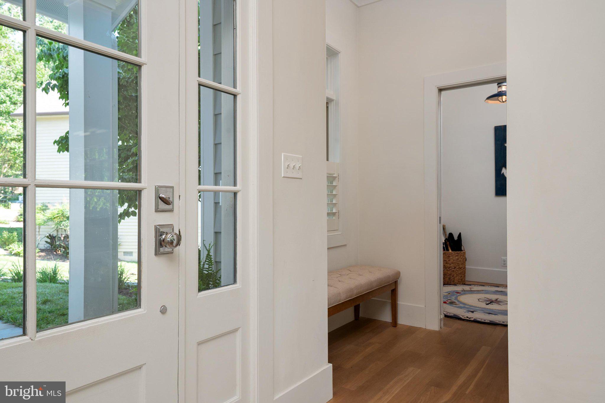 HILLSMERE SHORES - Residential