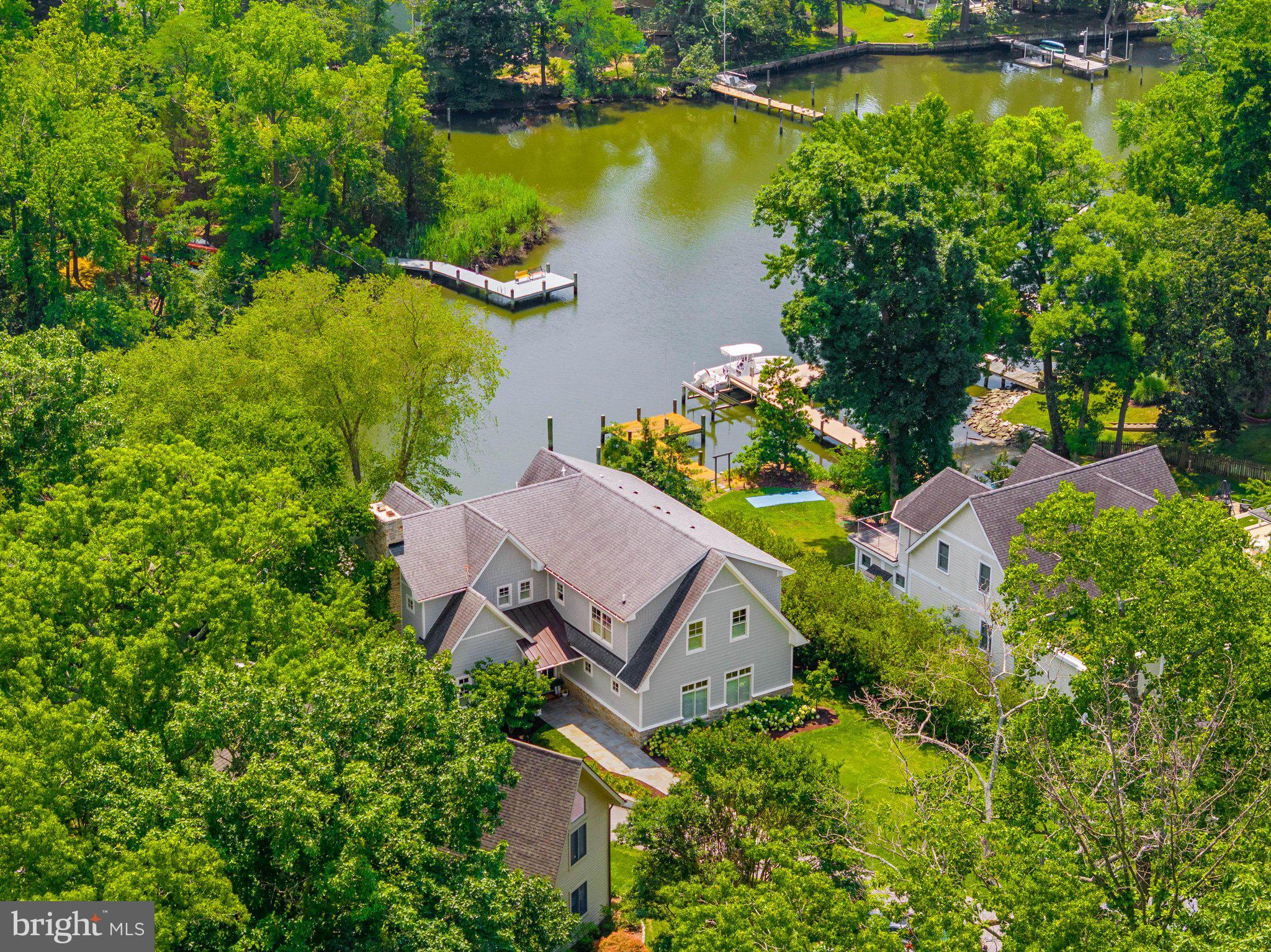 HILLSMERE SHORES - Residential