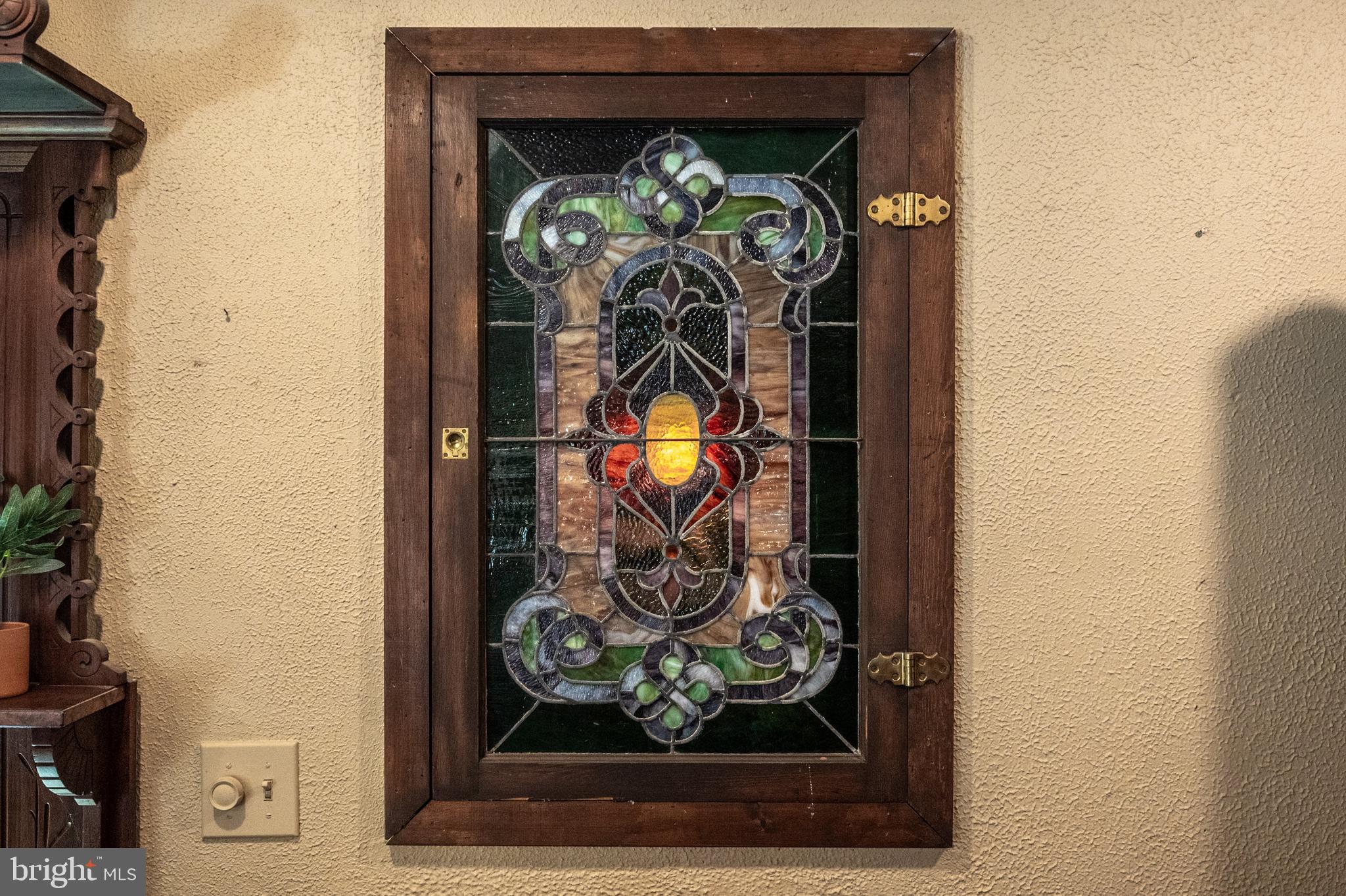 PINECREST - Residential