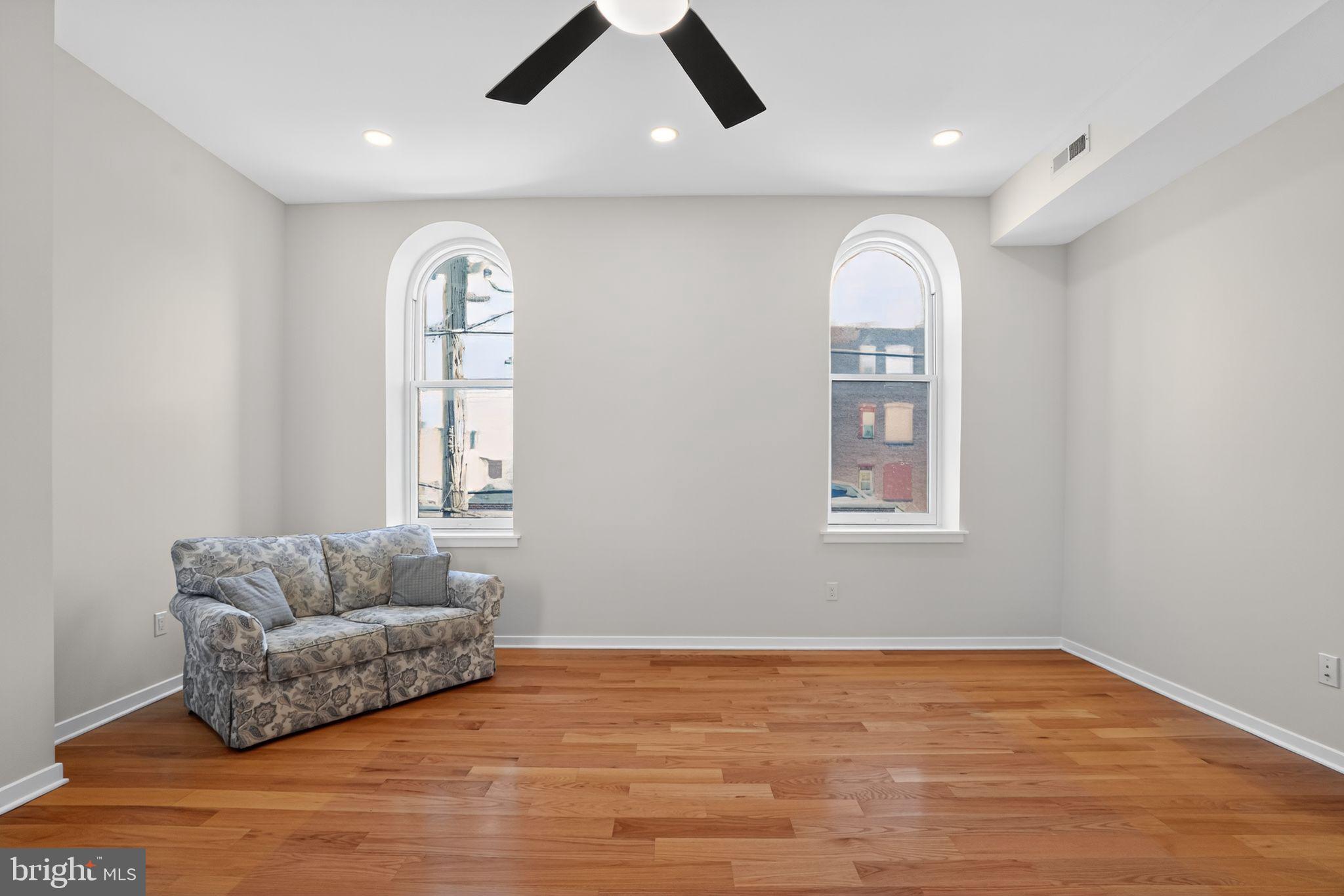 SOUTH KENSINGTON - Residential