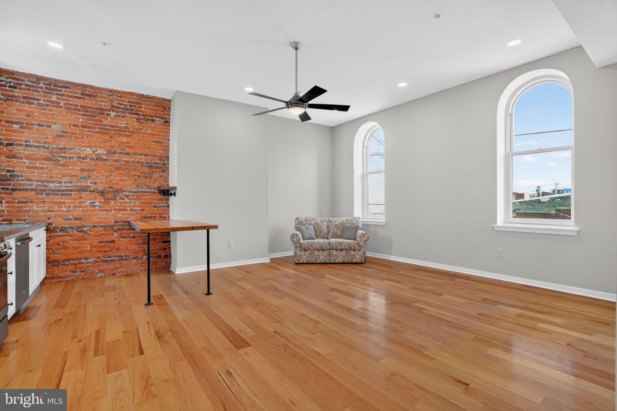 SOUTH KENSINGTON - Residential