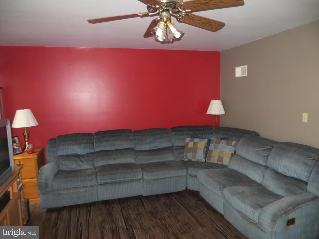 HIGHLAND HEIGHTS - Residential