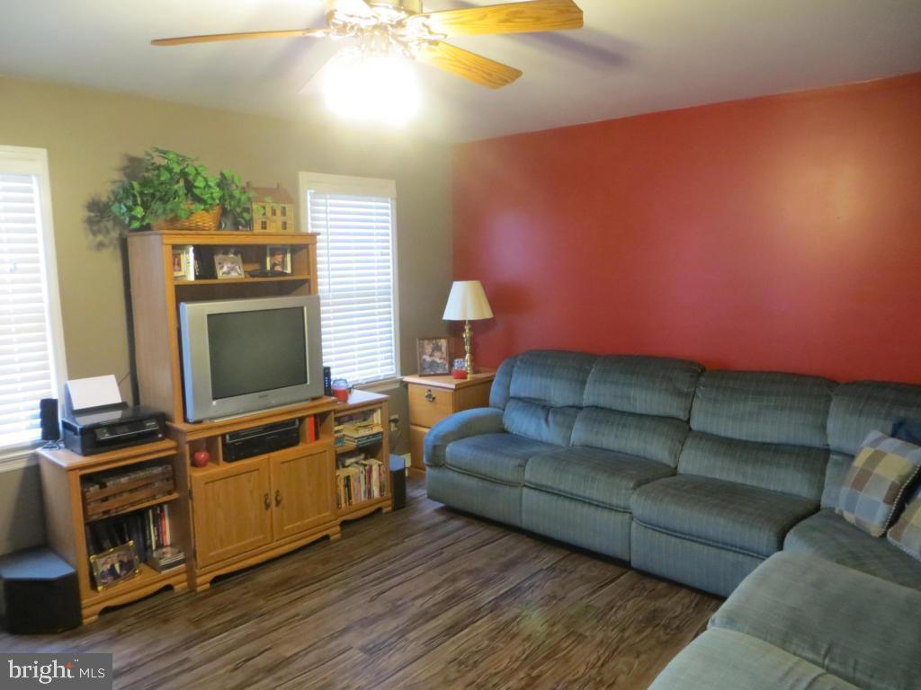 HIGHLAND HEIGHTS - Residential