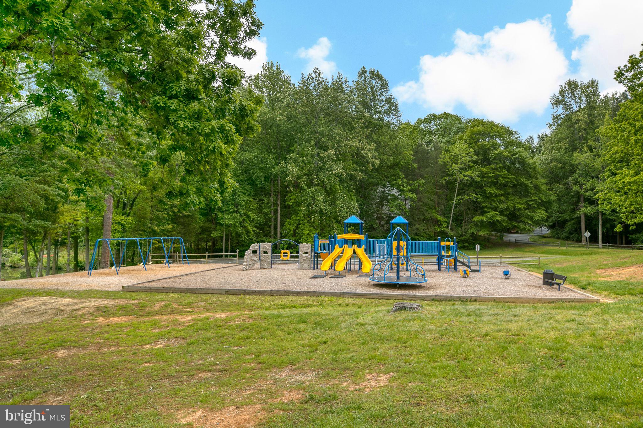 LAKE LAND OR - Residential