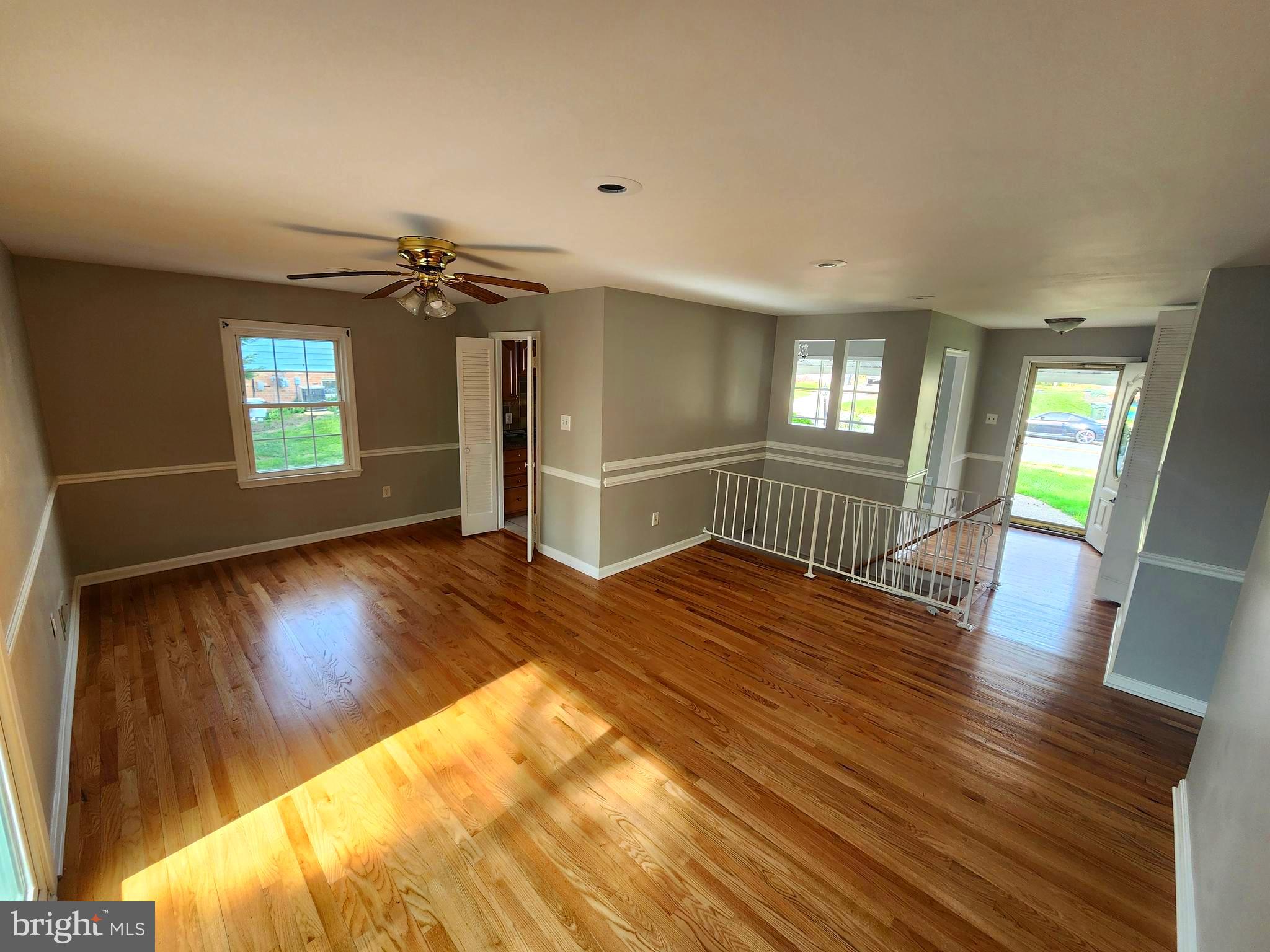 LAKE RIDGE - Residential