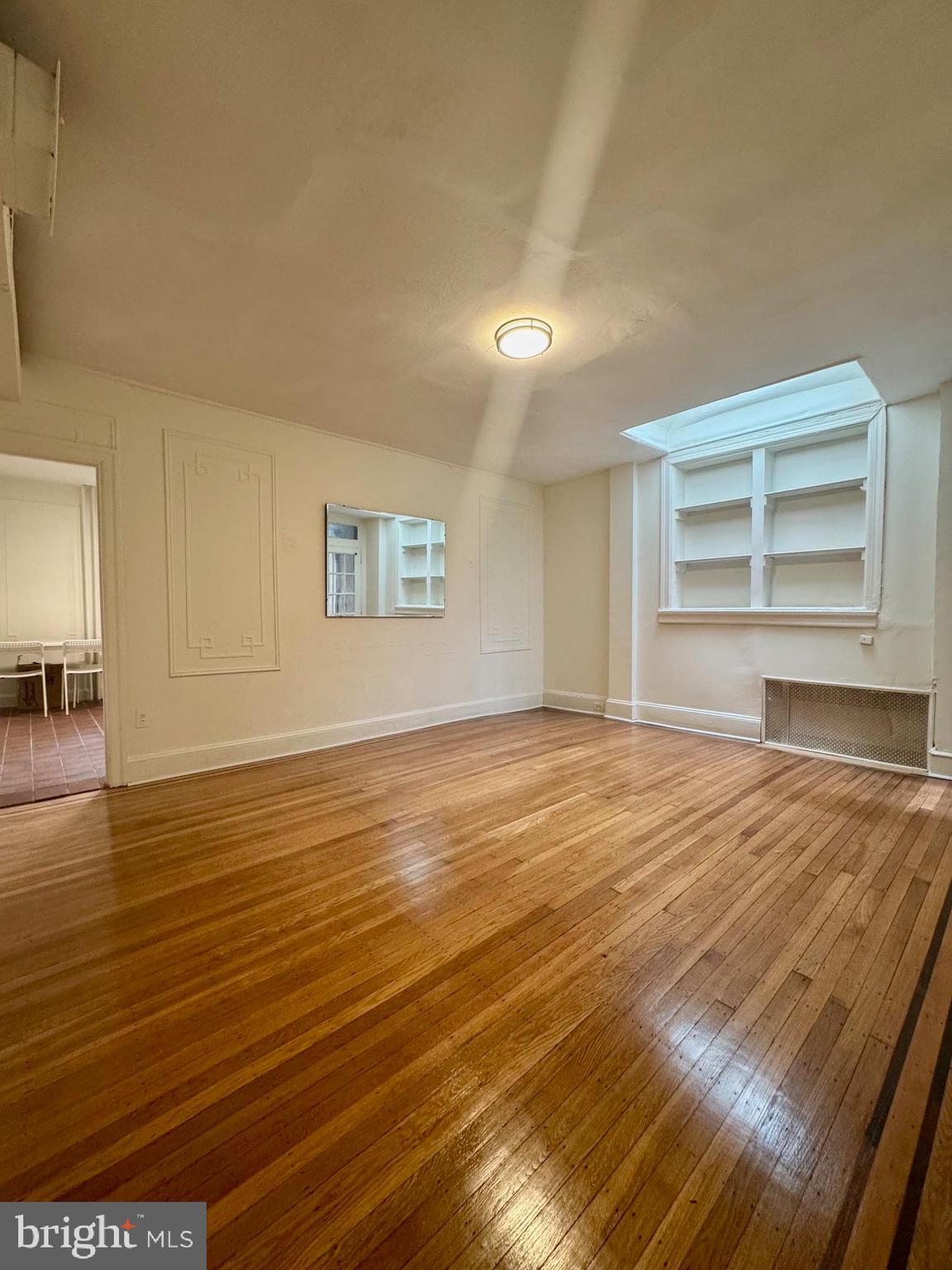 SOCIETY HILL - Residential Lease