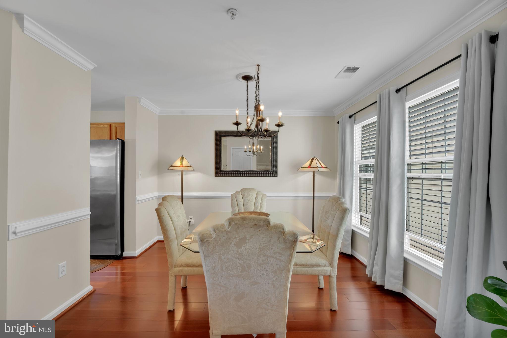 CLOVERLEAF CENTER - Residential