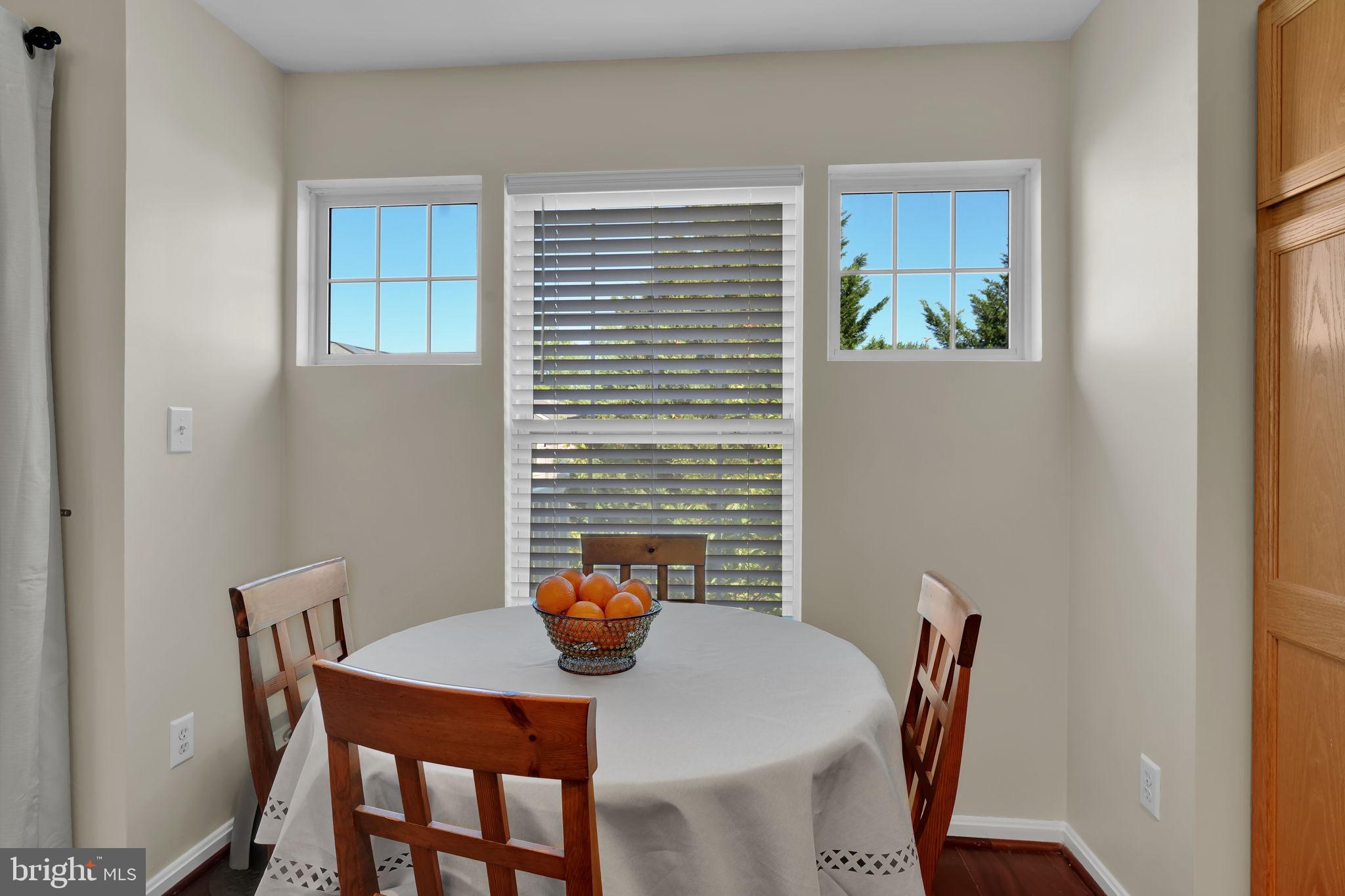 CLOVERLEAF CENTER - Residential