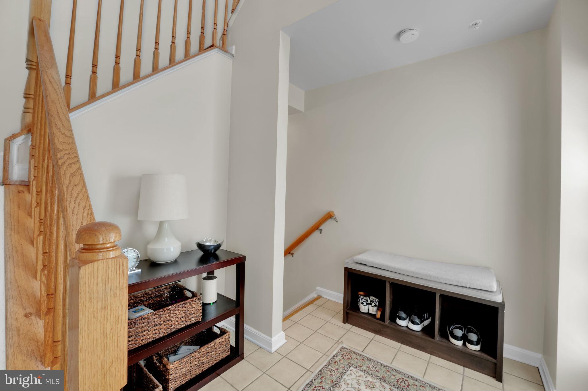 CLOVERLEAF CENTER - Residential