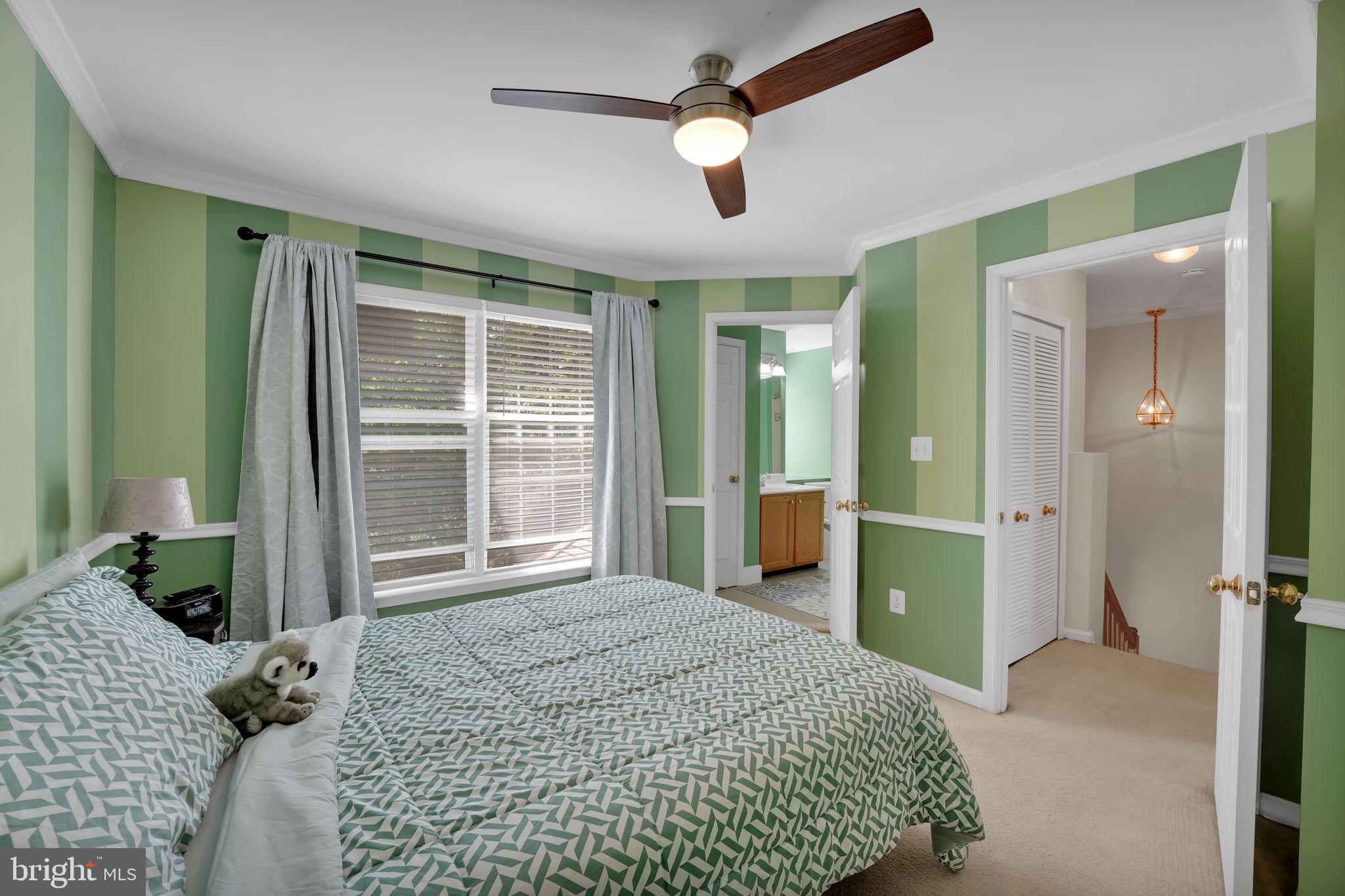 CLOVERLEAF CENTER - Residential