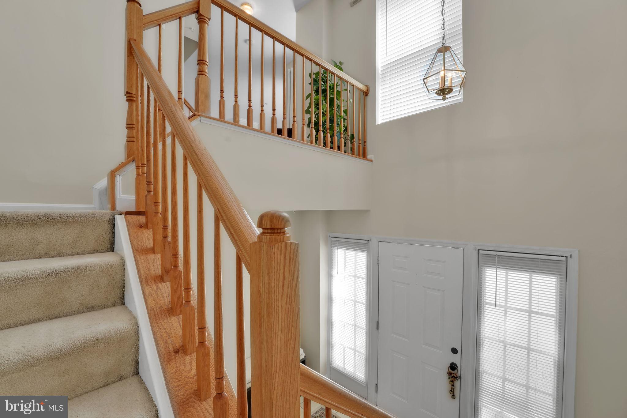 CLOVERLEAF CENTER - Residential