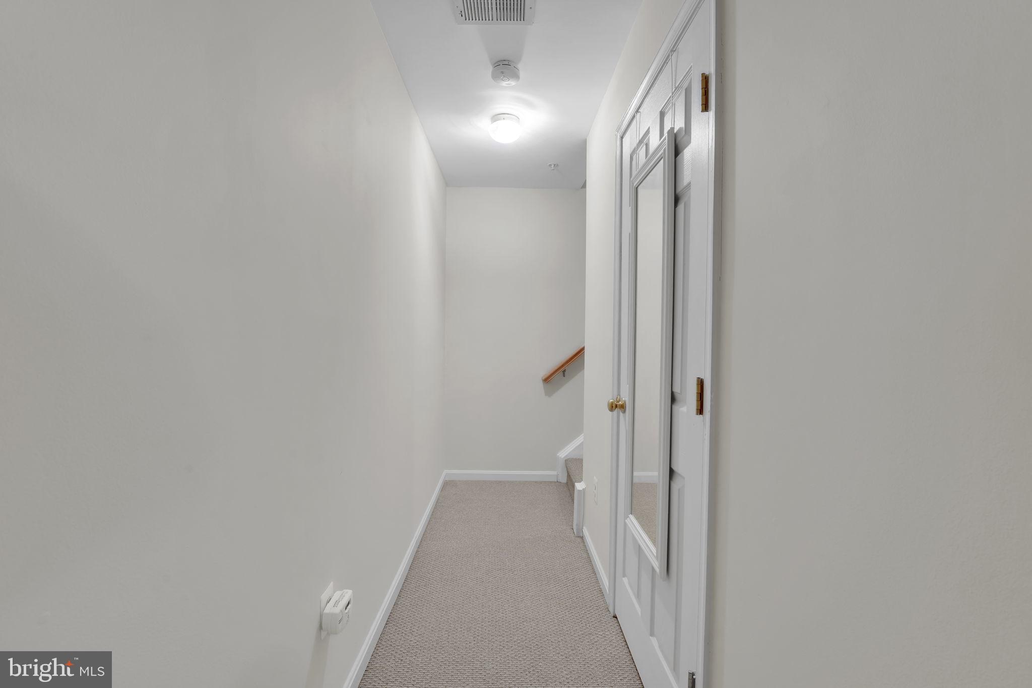 CLOVERLEAF CENTER - Residential