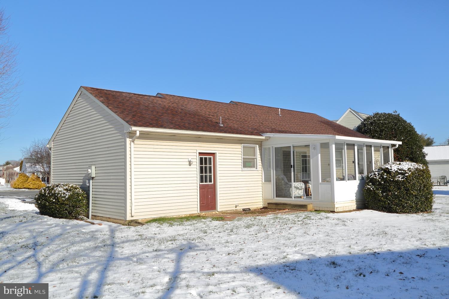 NEW HOLLAND BOROUGH - Residential