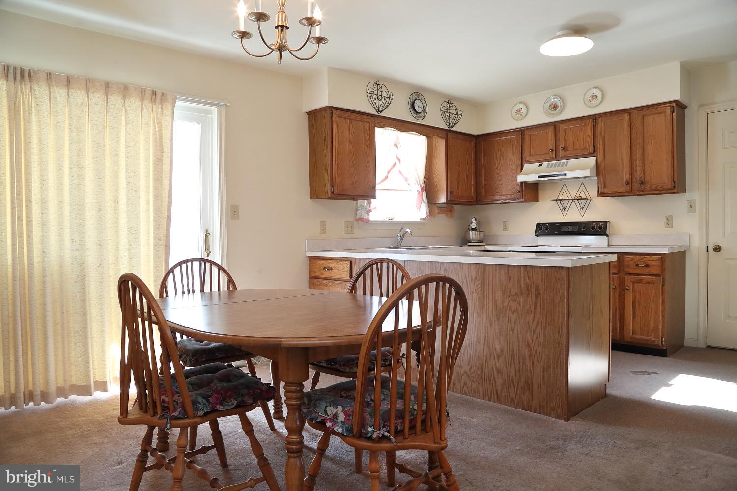 NEW HOLLAND BOROUGH - Residential