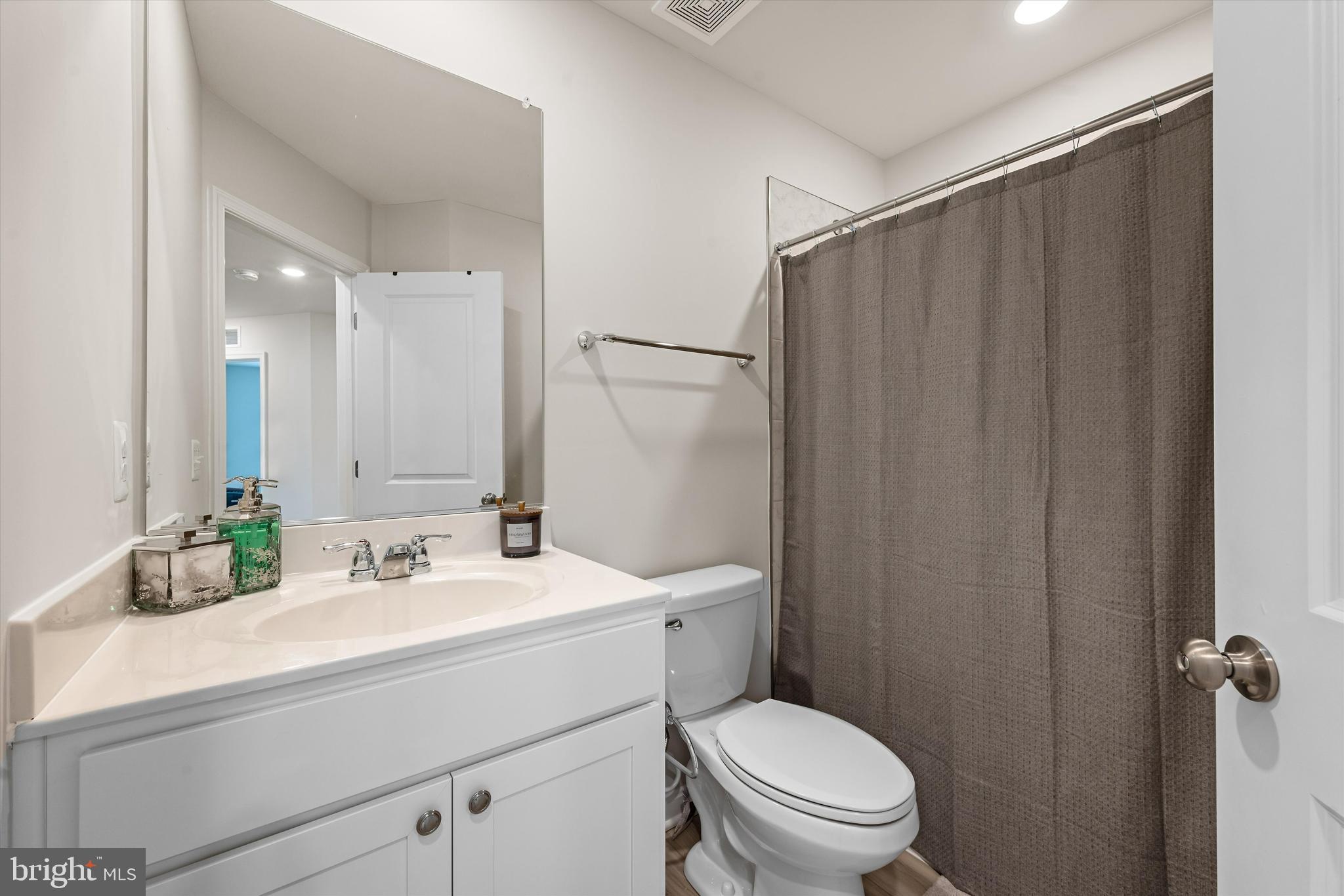 SENSENY VILLAGE - Residential Lease