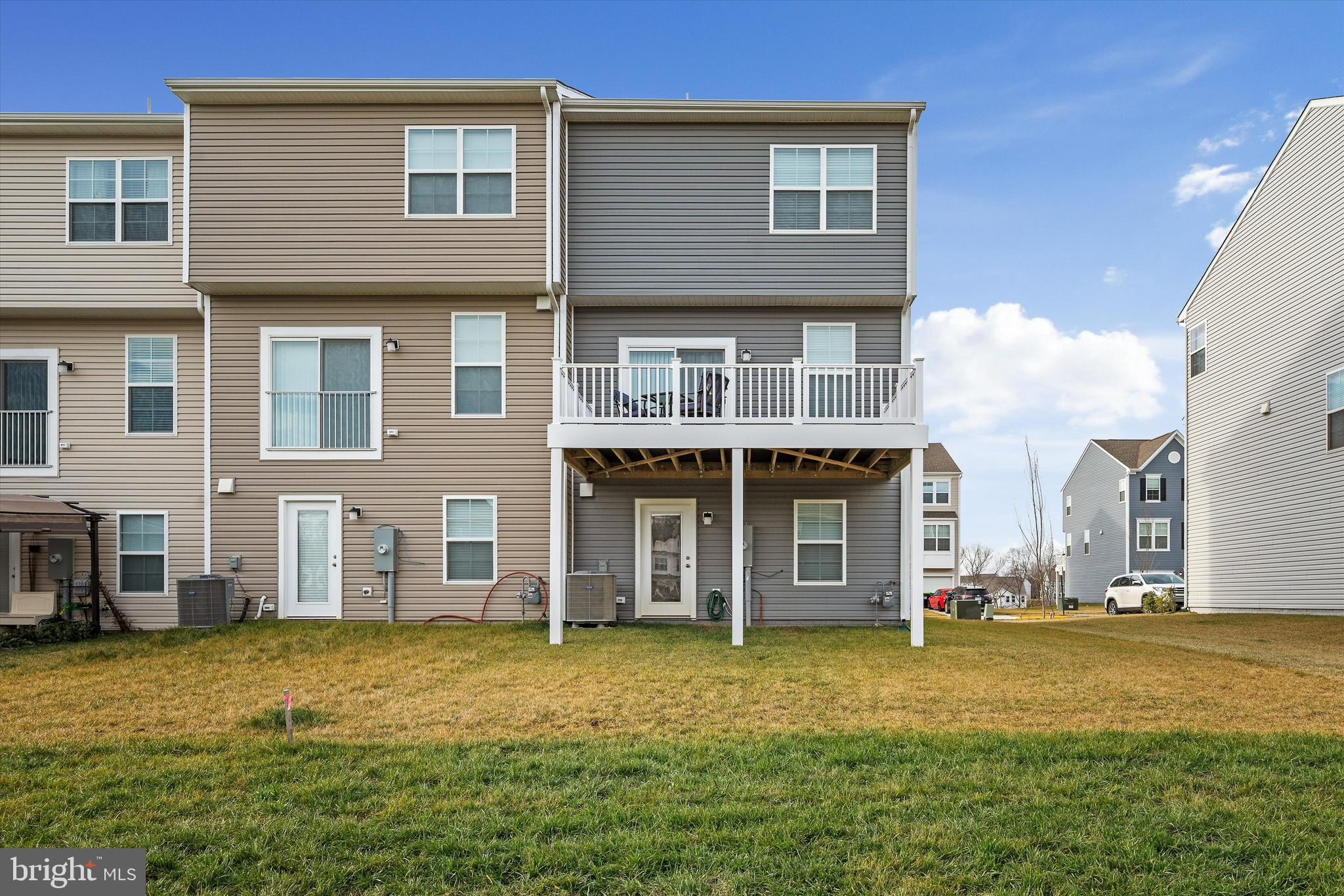 SENSENY VILLAGE - Residential Lease