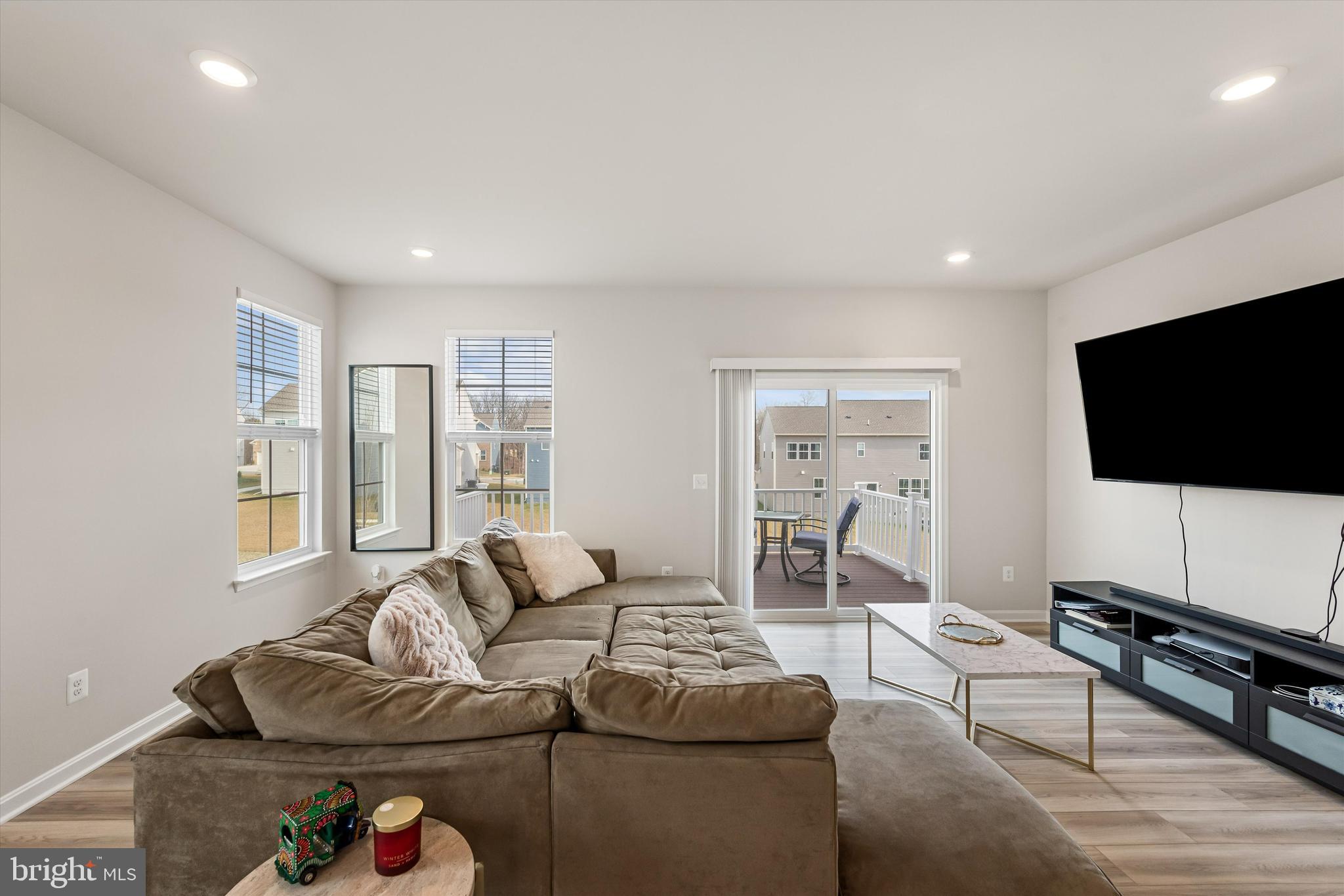 SENSENY VILLAGE - Residential Lease