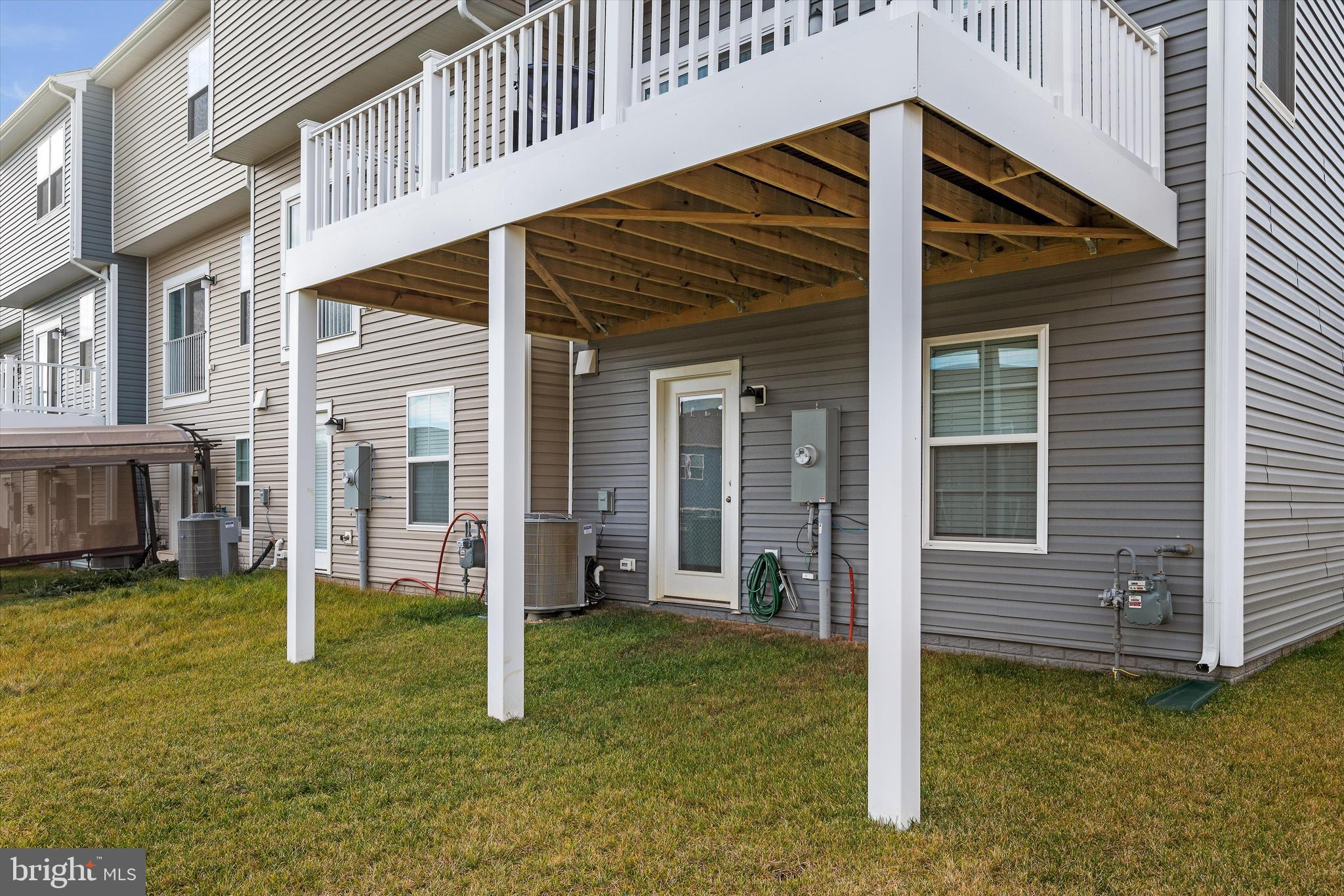 SENSENY VILLAGE - Residential Lease