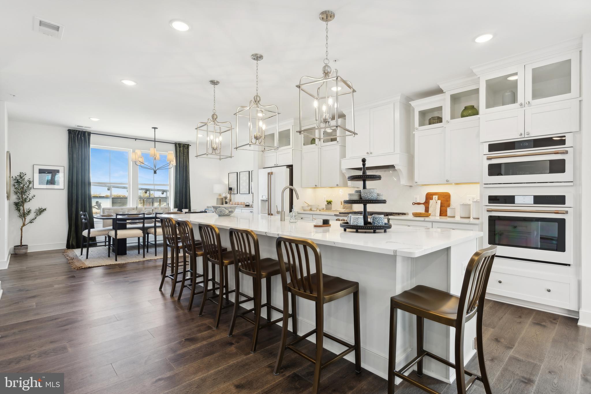 LOCKE LANDING - Residential