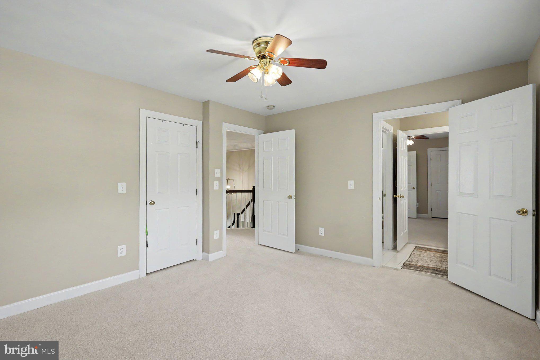 CEDAR HUNT - Residential