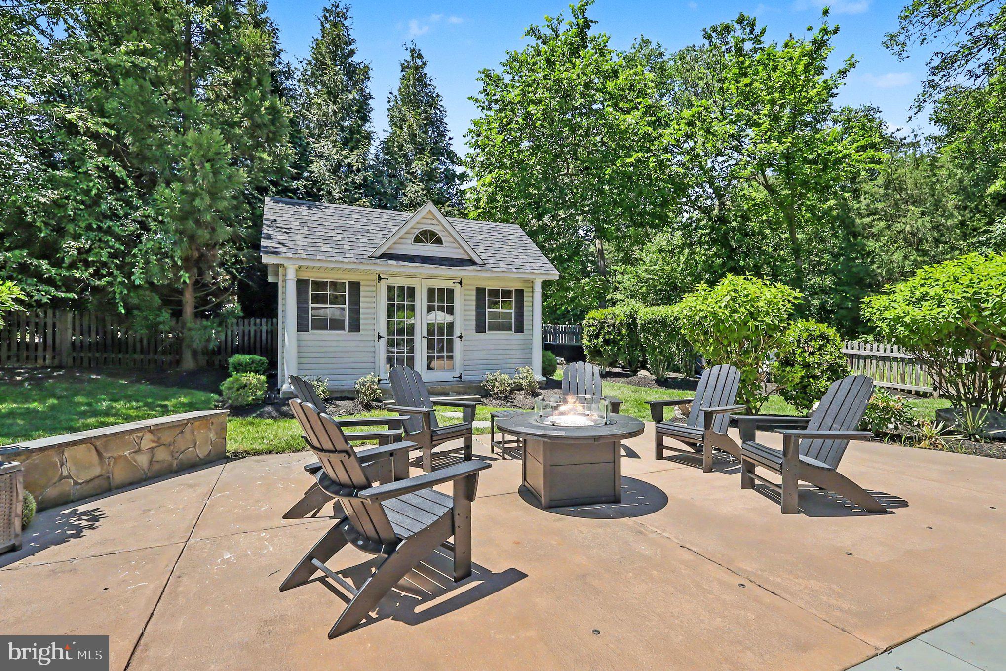 CEDAR HUNT - Residential