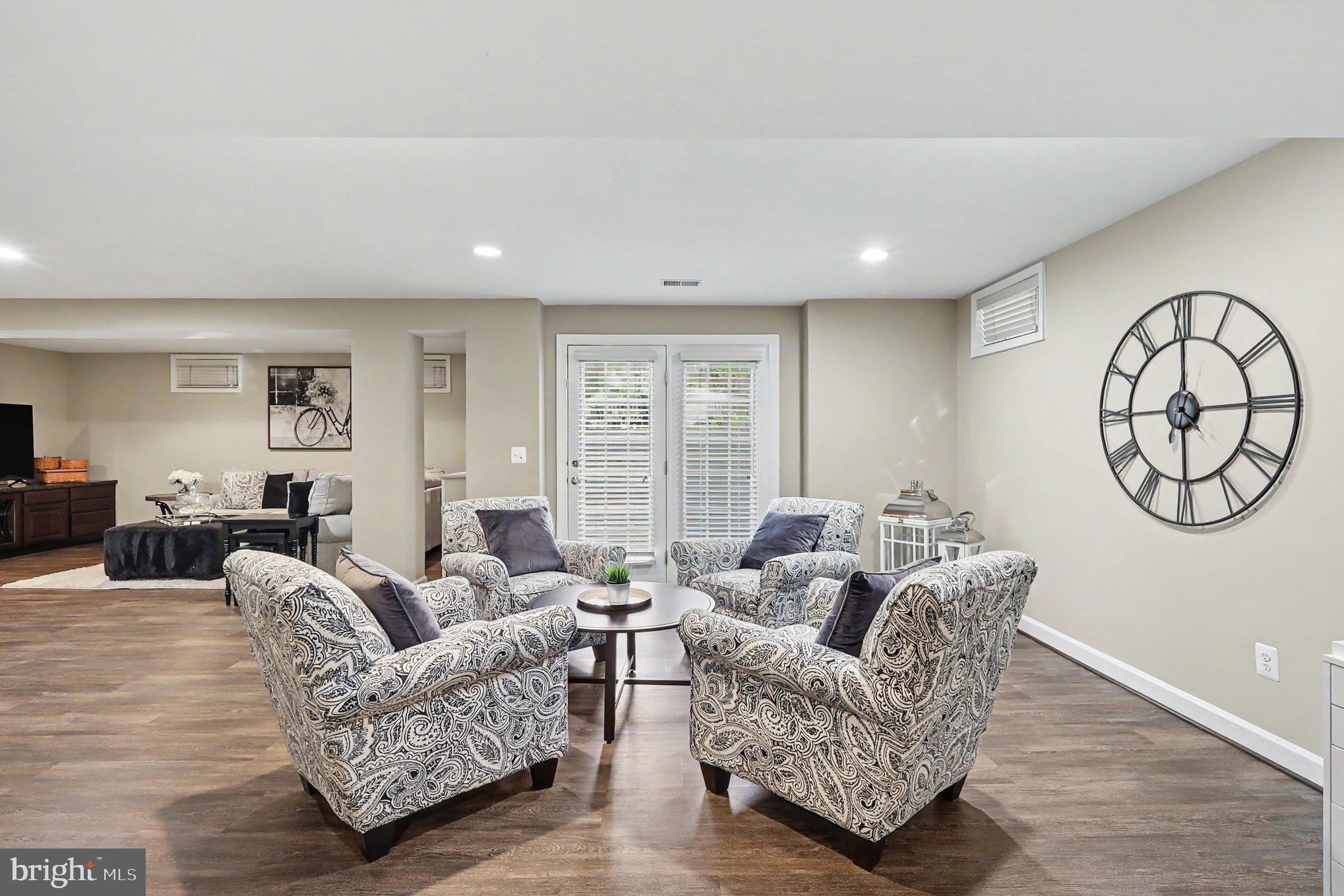 CEDAR HUNT - Residential