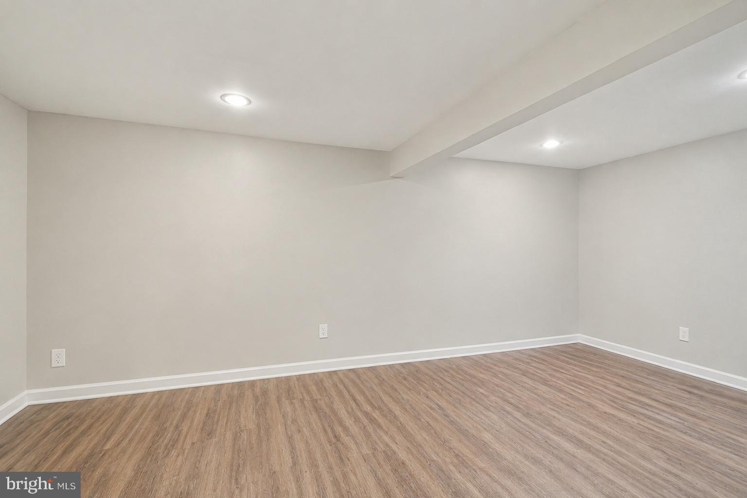 CEDAR HUNT - Residential