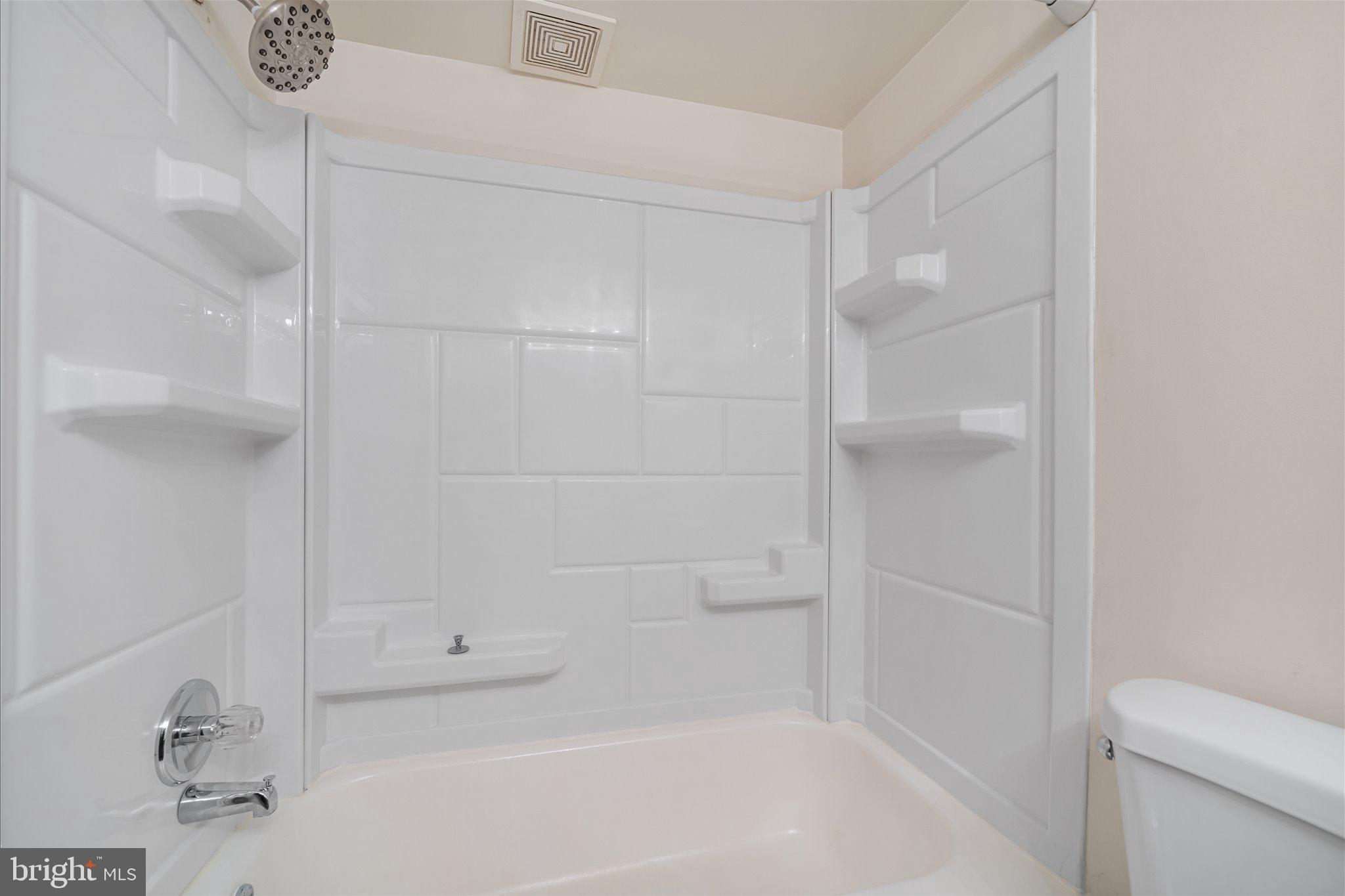 HUNTCREST - Residential