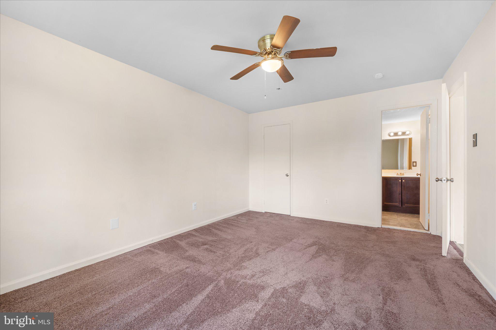 HUNTCREST - Residential