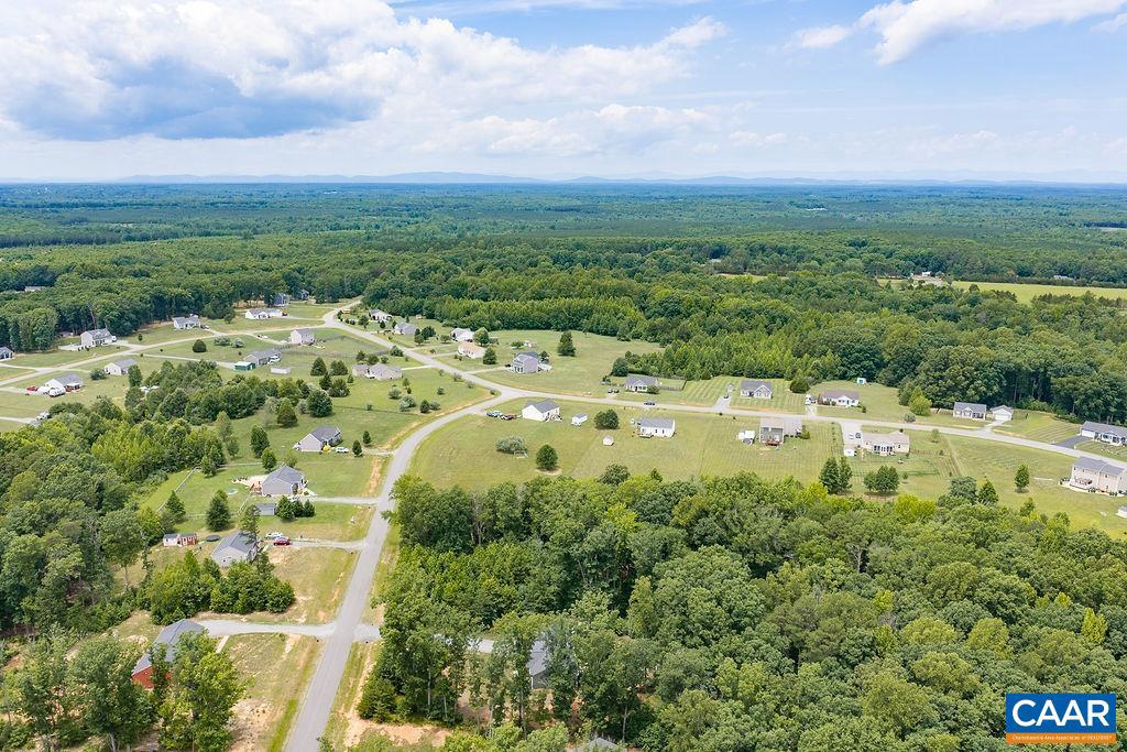 HIDDEN FARMS ESTATES - Residential
