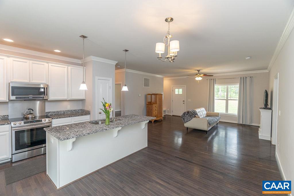 HIDDEN FARMS ESTATES - Residential