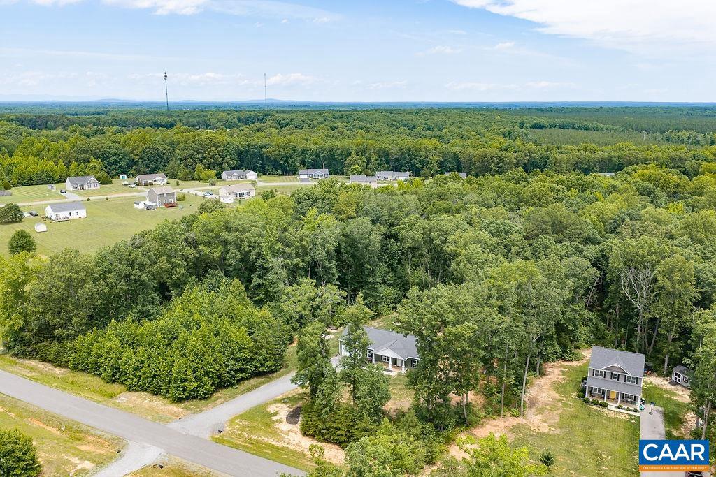 HIDDEN FARMS ESTATES - Residential