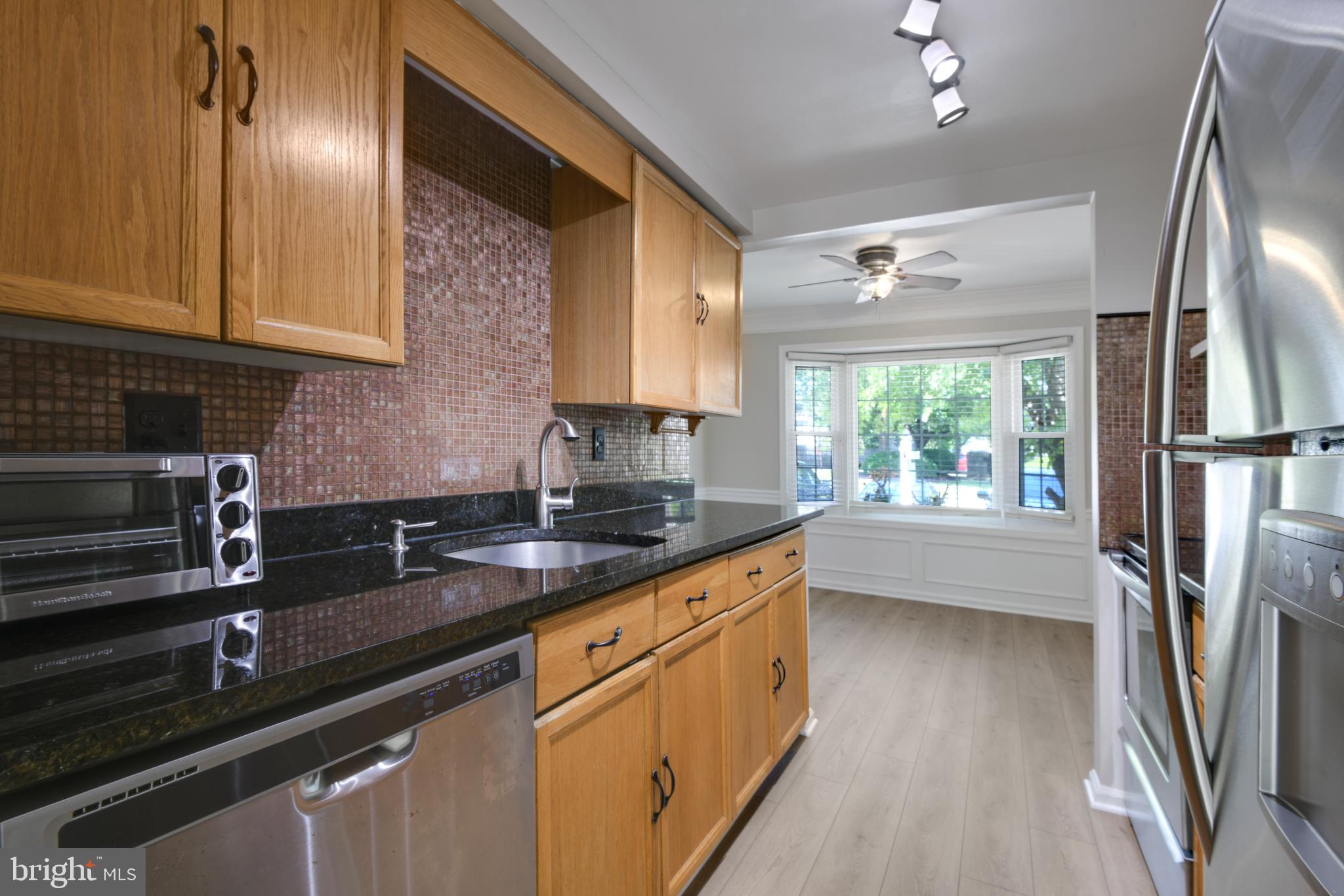 HILLCREST ORCHARDS - Residential