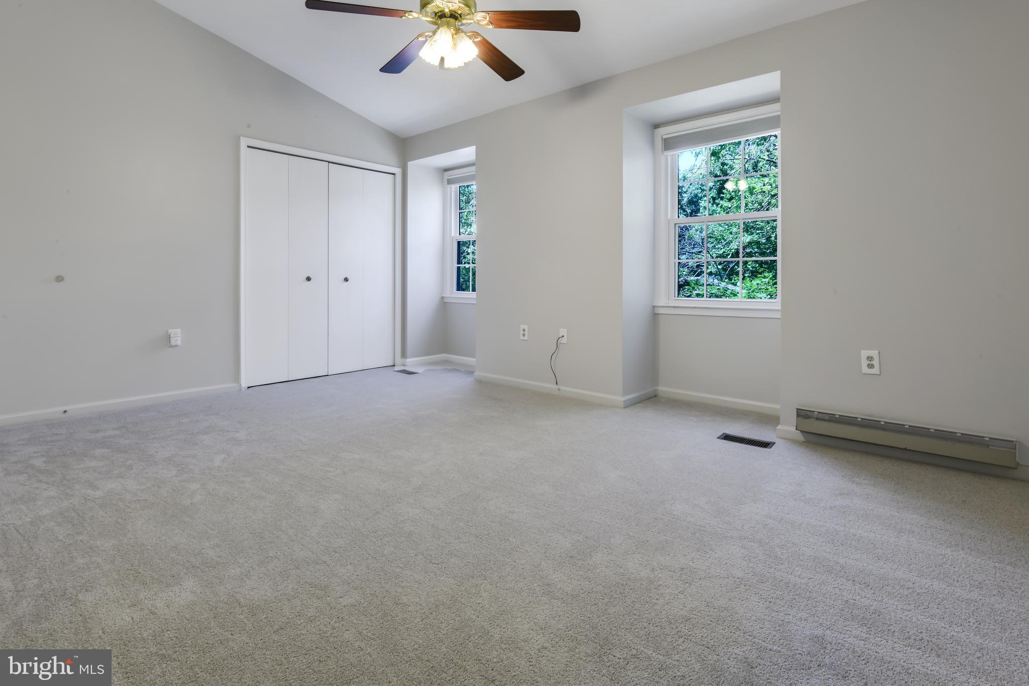 HILLCREST ORCHARDS - Residential